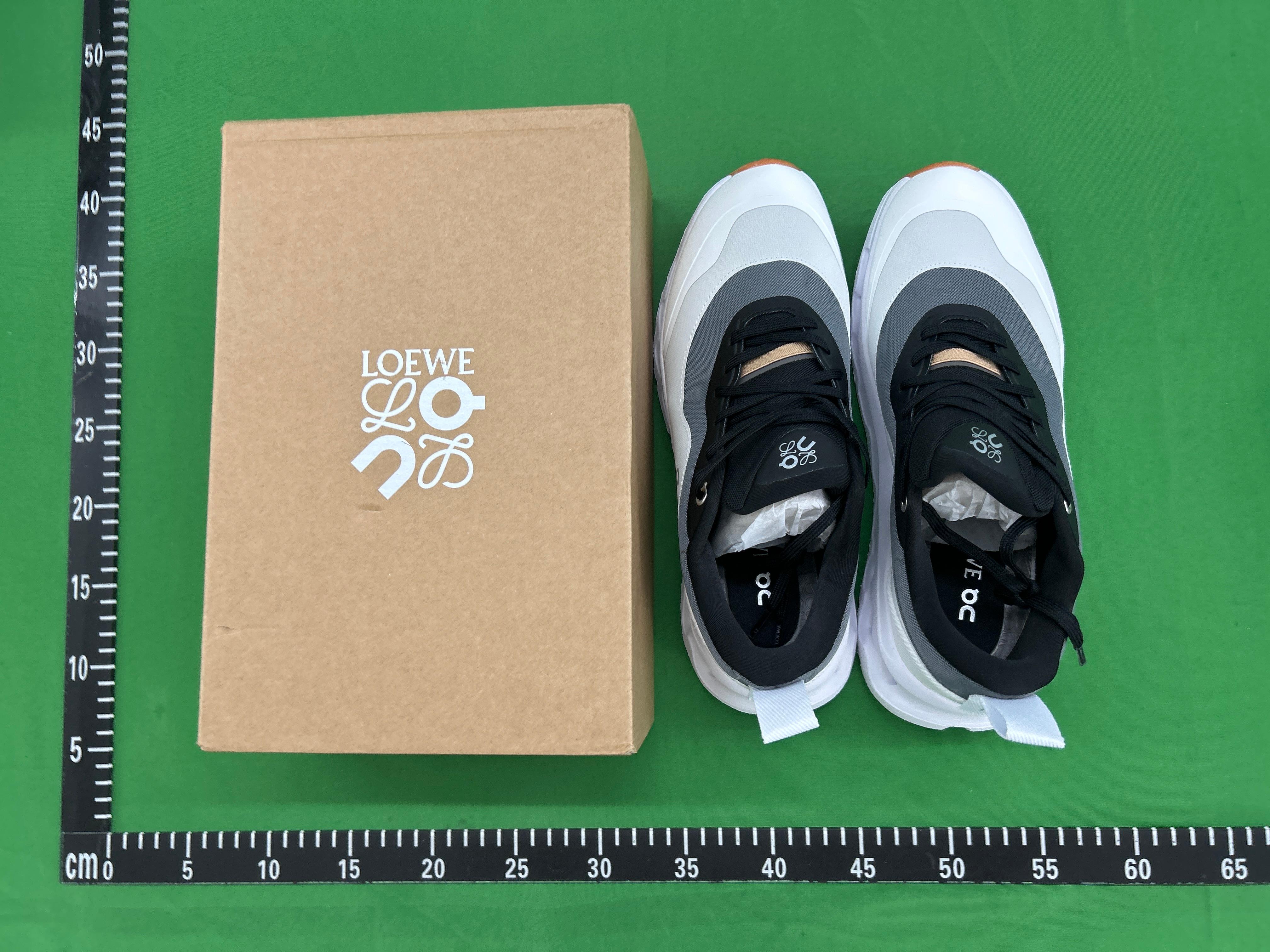 Foto QC 3 de On Running Cloudtilt 2.0 LOEWE All White 3WE10870108