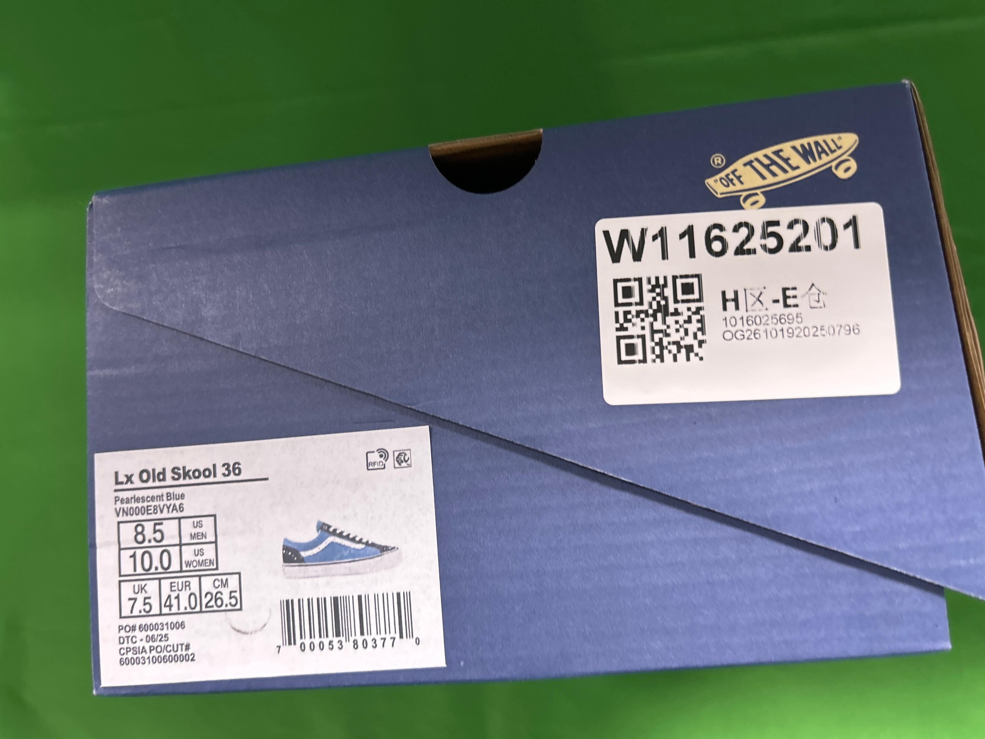 Foto QC 1 de Vans Old Skool 36 LX Pearlized Marshmallow VN000E8VCCZ
