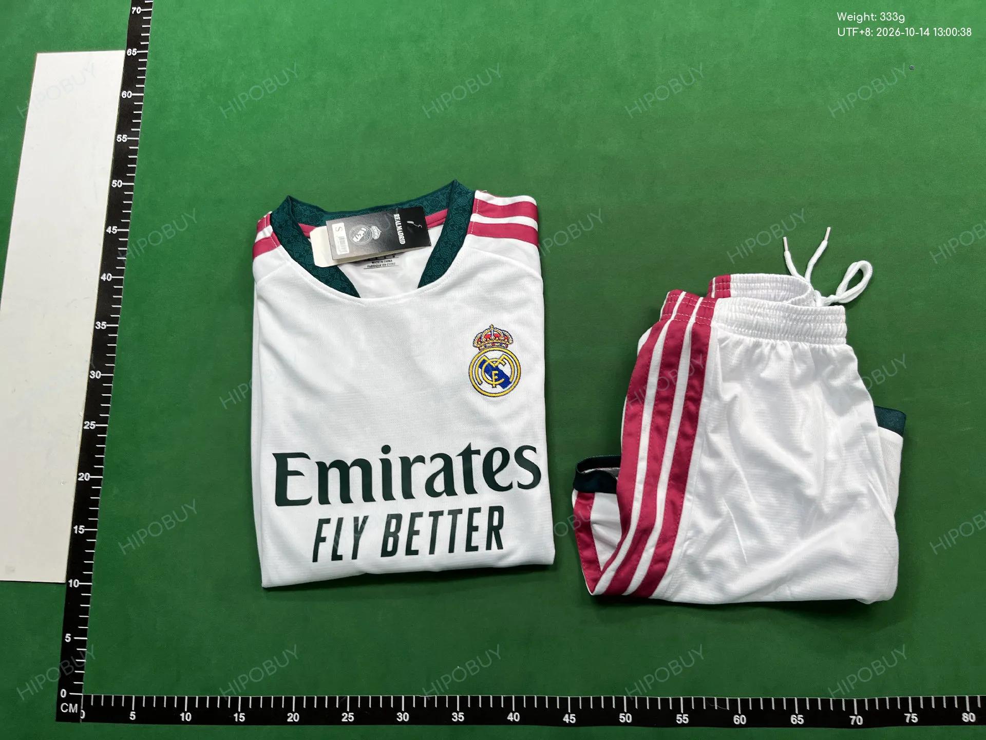 Foto QC 8 de adidas Real Madrid 24/25 Away Set 2-Piece Crew Orange