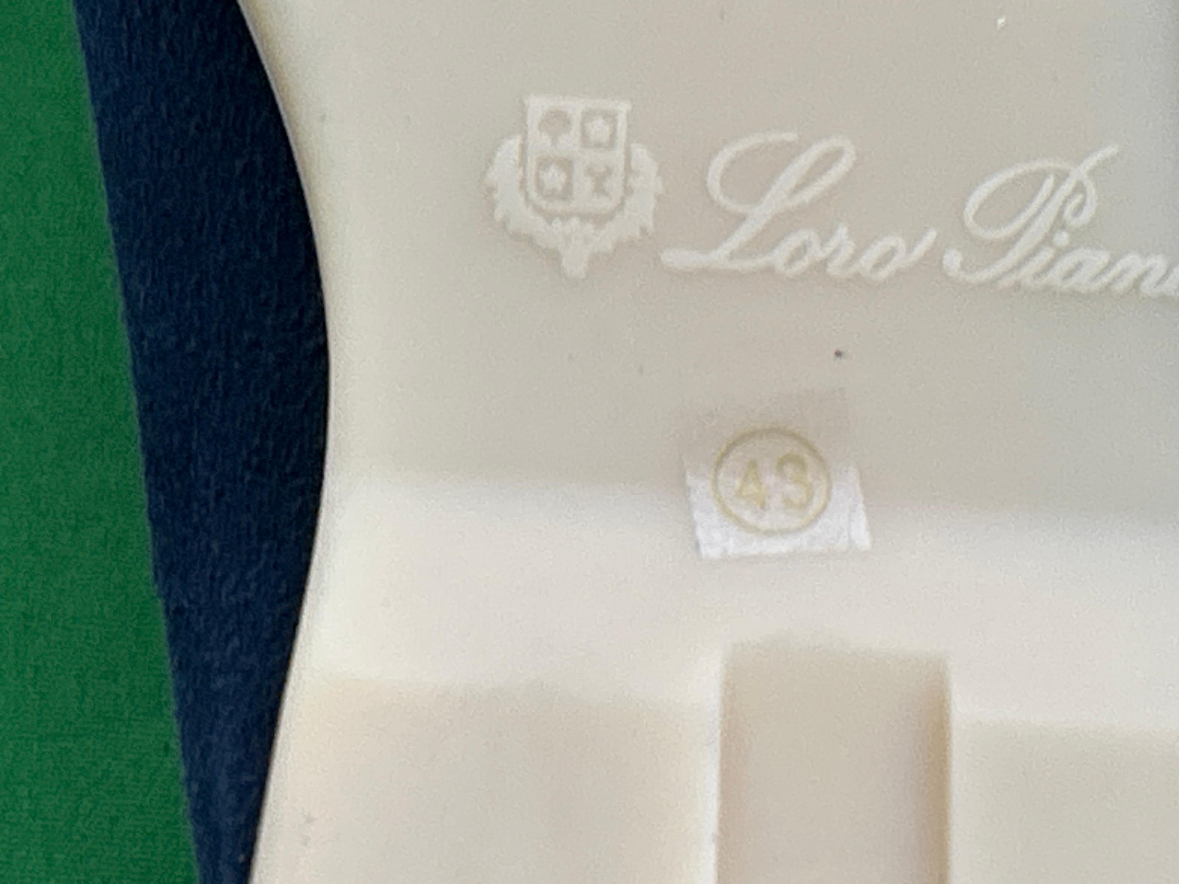 Foto QC 7 de Loro Piana Summer Walk Suede Navy Blue Slip-On Loafers