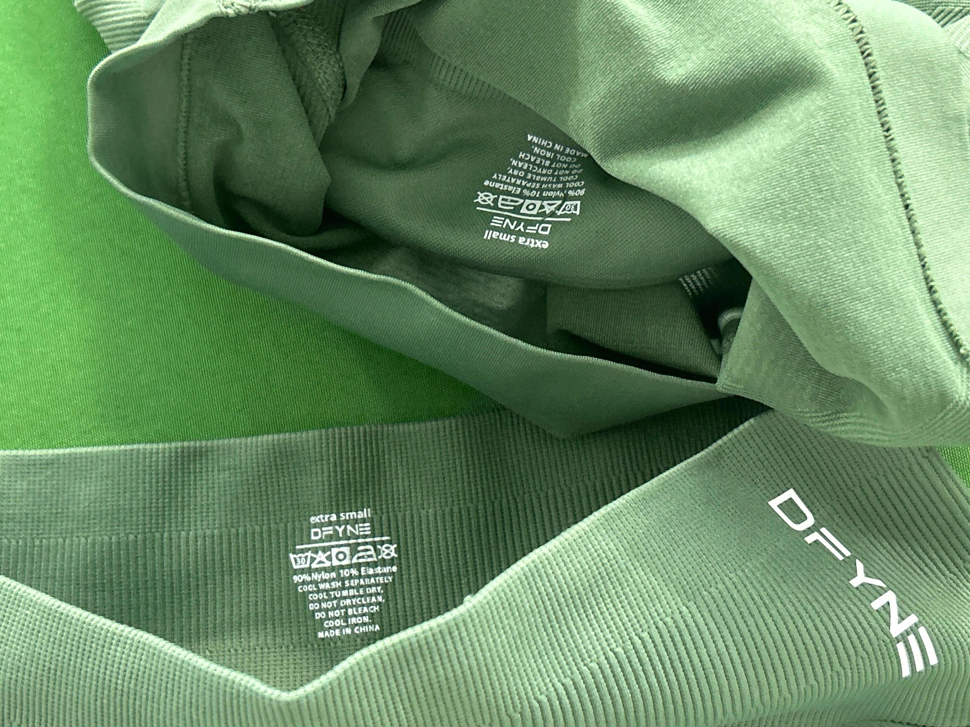 Foto QC 3 de DFYNE Christmas Set 2-Piece Turquoise Green