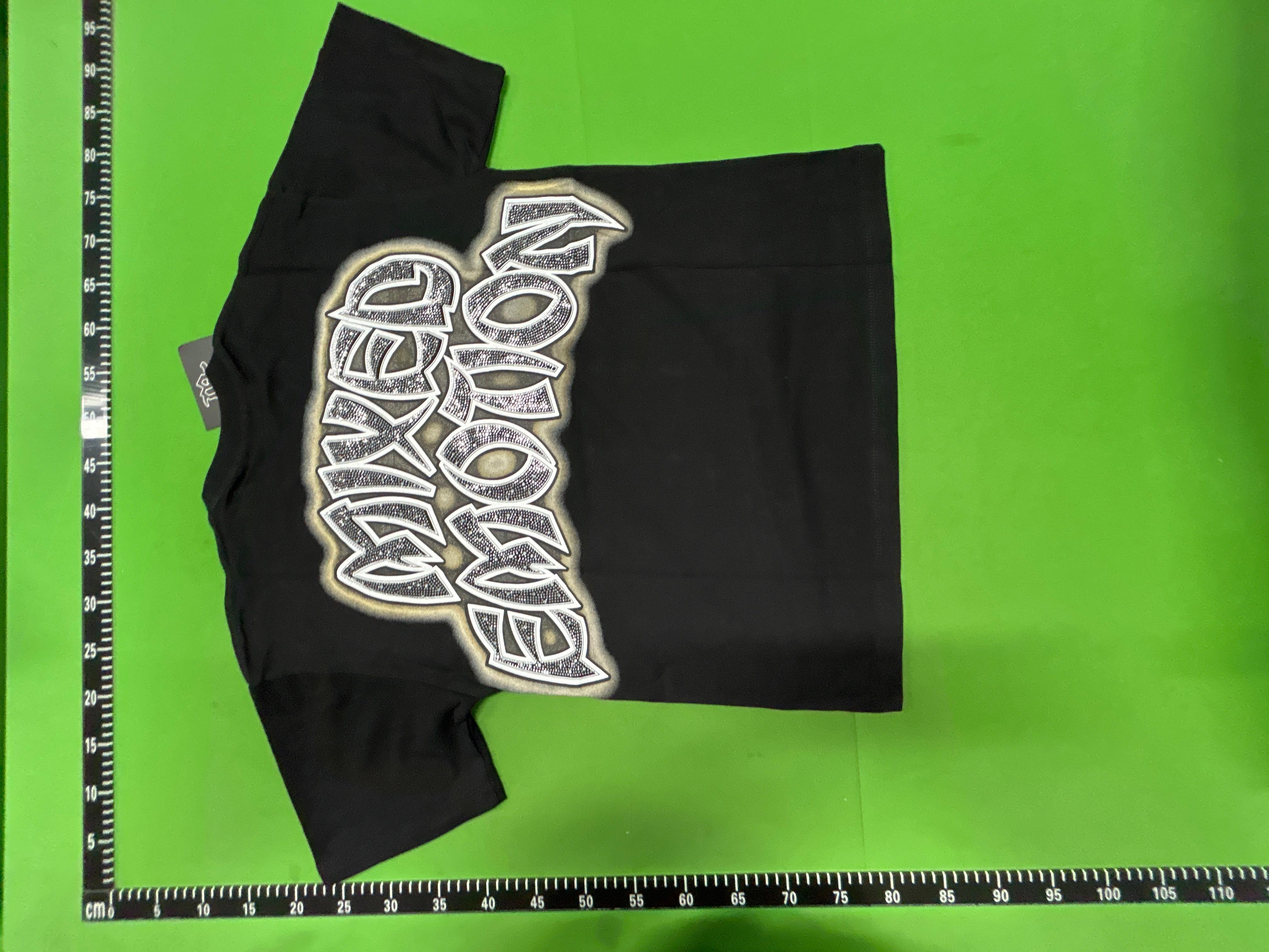 Foto QC 4 de MIXED EMOTION T-shirt Rhinestone Emotions Never Die Black