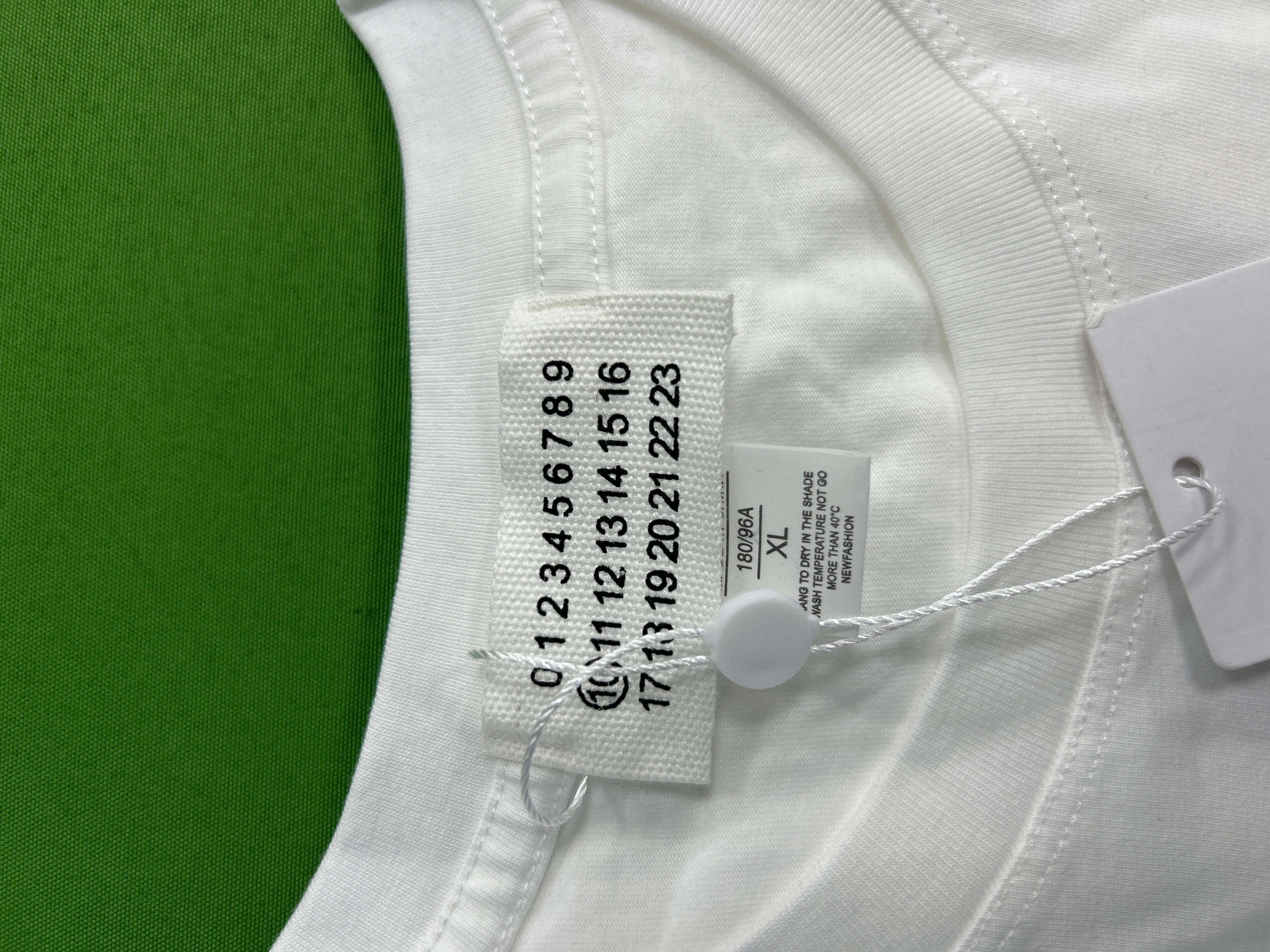 Foto QC 2 de Maison Margiela T-shirt Numeric Logo White