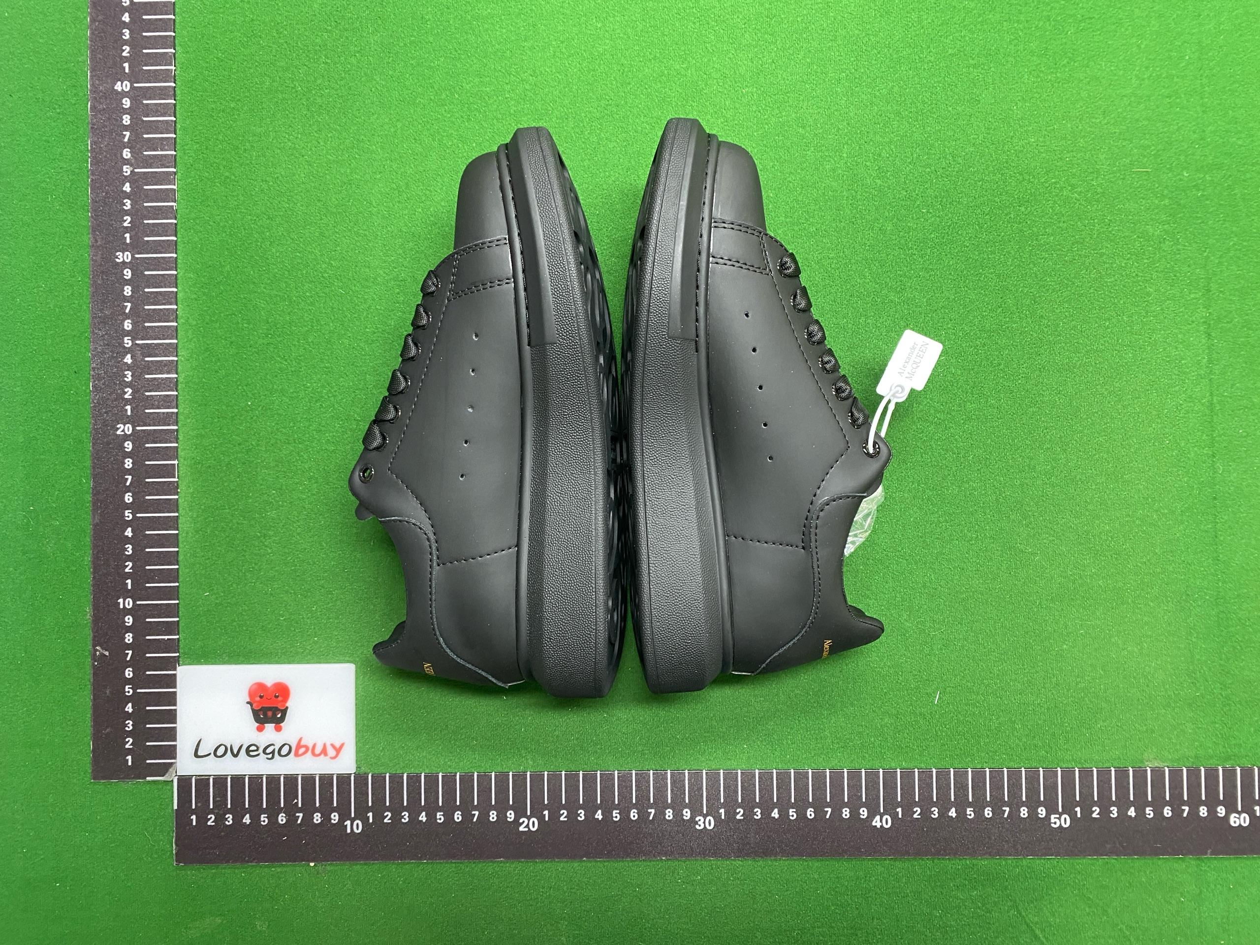 Foto QC 8 de Alexander McQueen Oversized Leather Sneakers Graffiti White Black