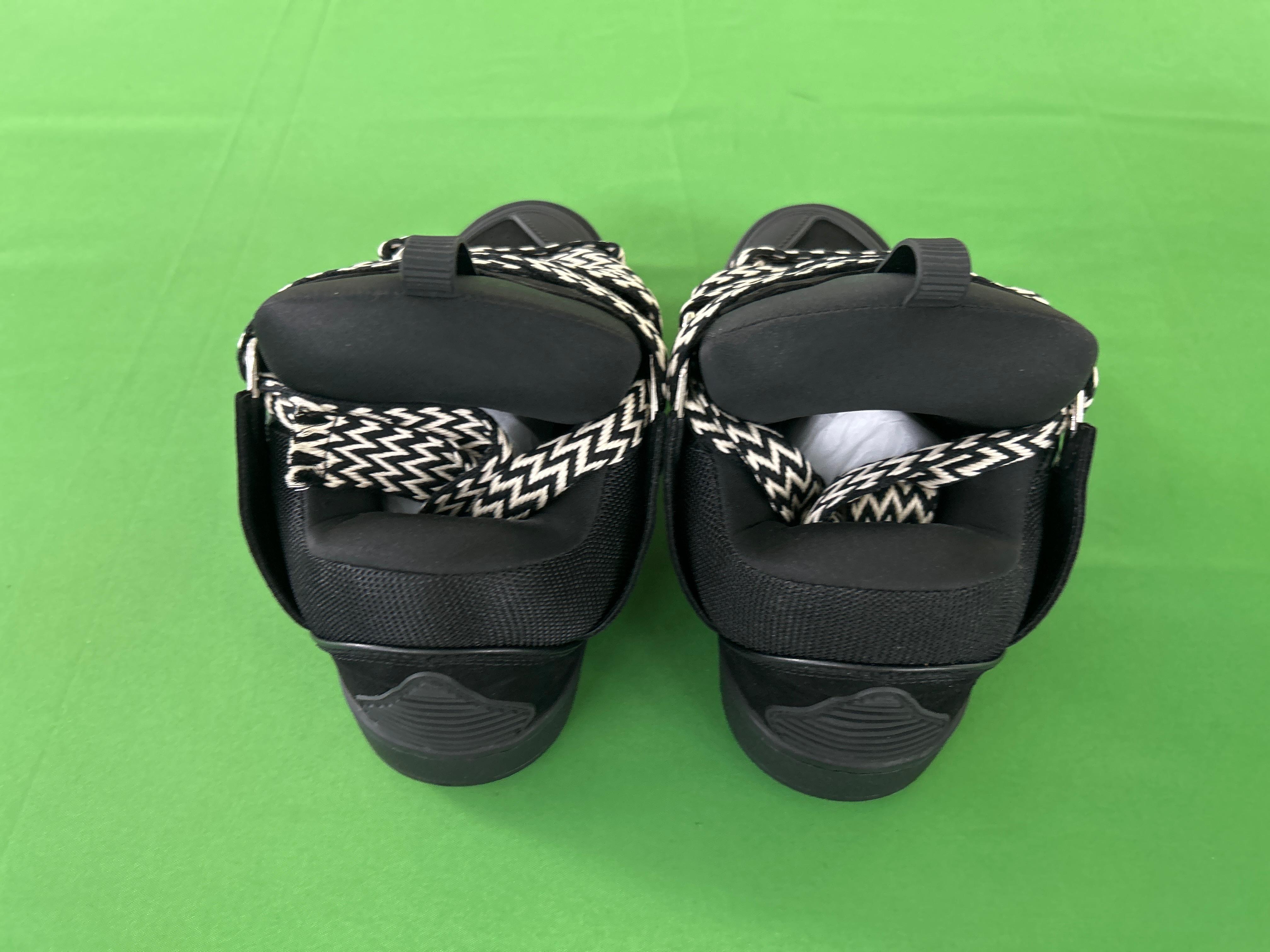 Foto QC 3 de Lanvin Curb Low Black White Grey