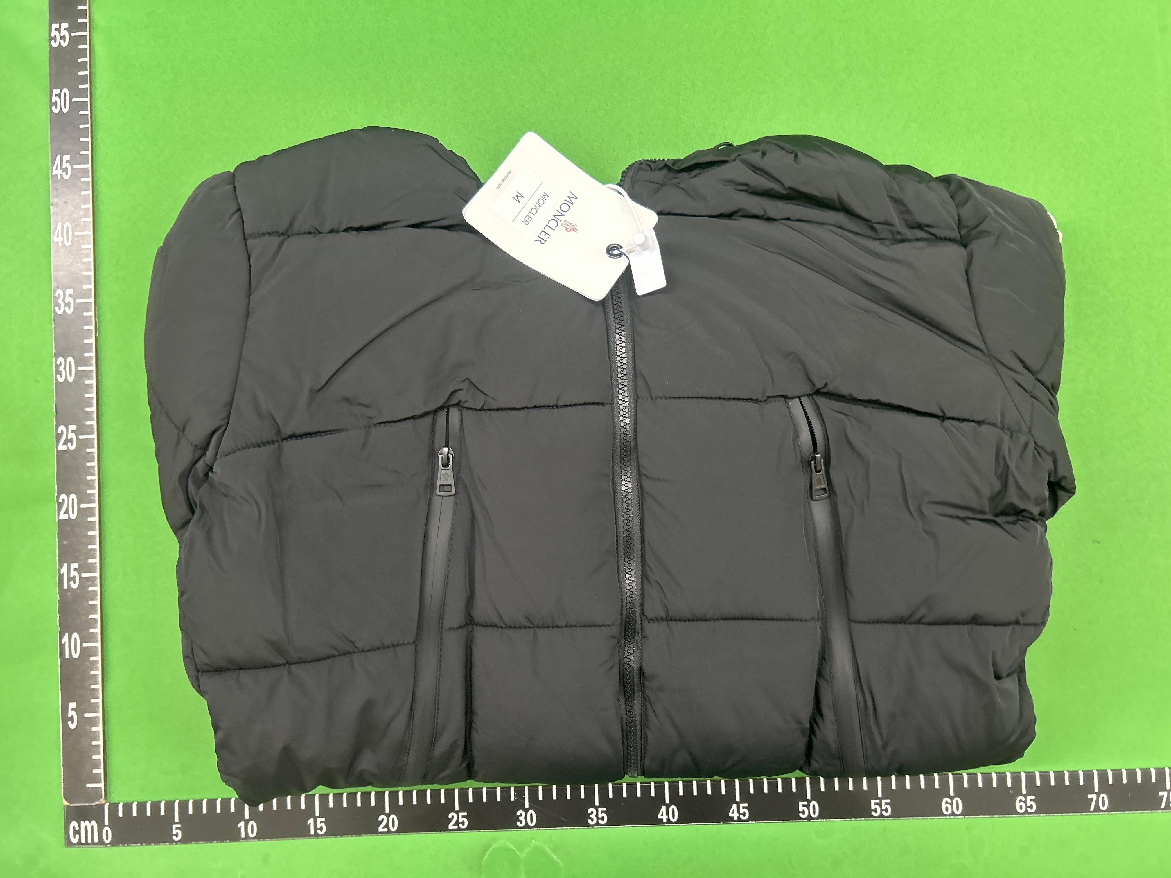 Foto QC 4 de Moncler Maya Puffer Jacket Down Hooded Black