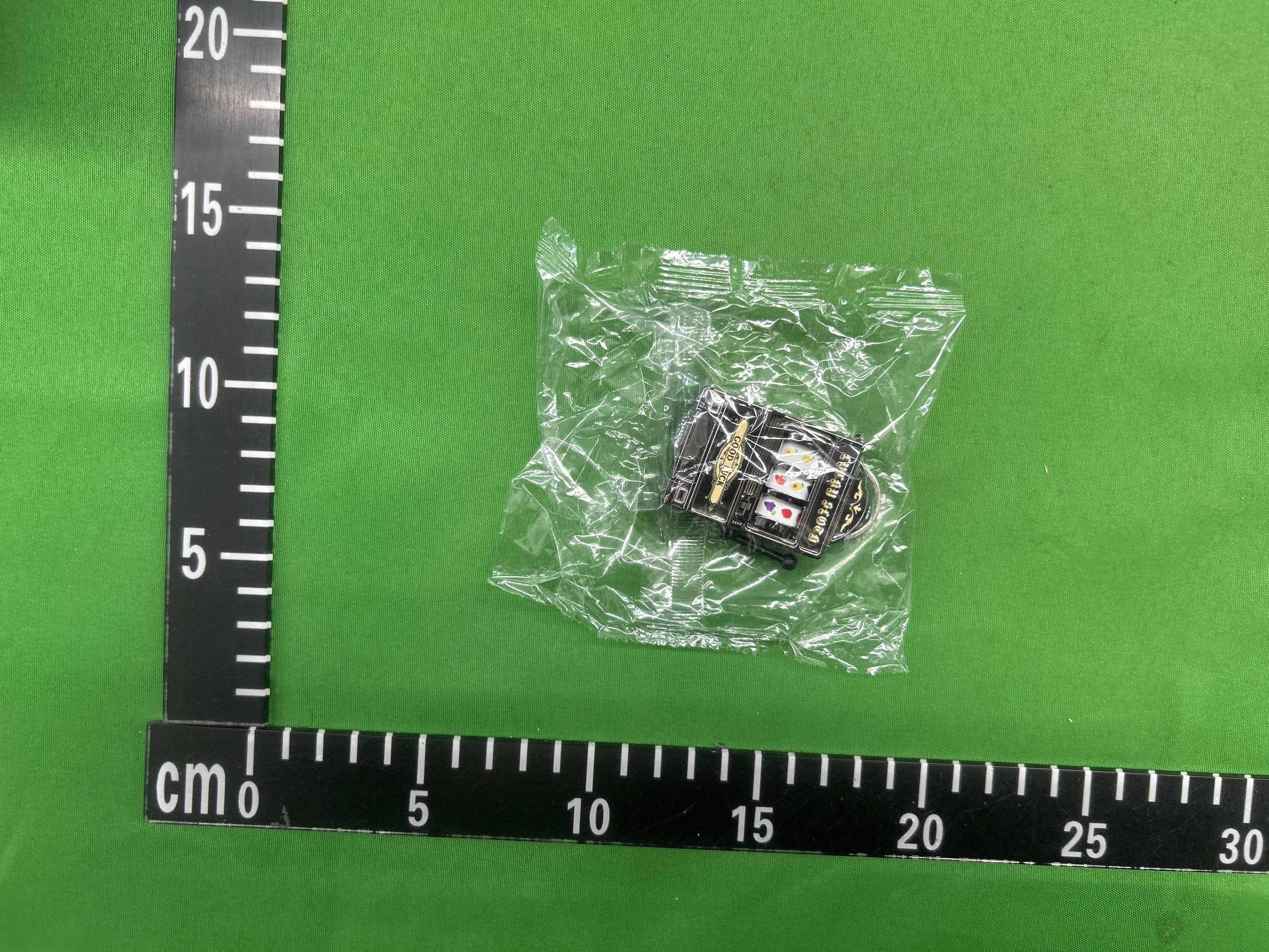 Foto QC 5 de Other Lucky Slot Machine Keychain Gold