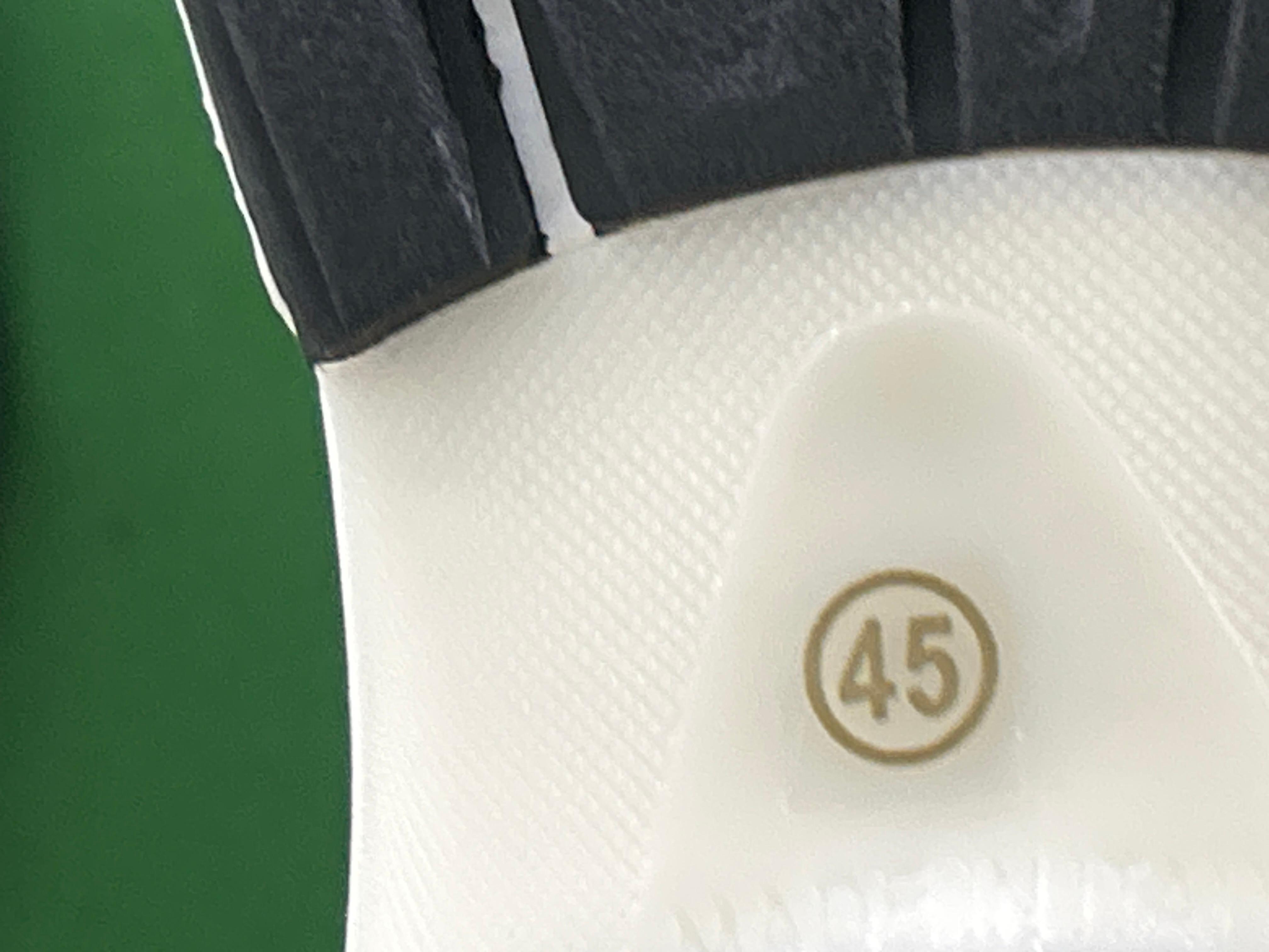 Foto QC 8 de Chanel Runner Low Silver White Mesh