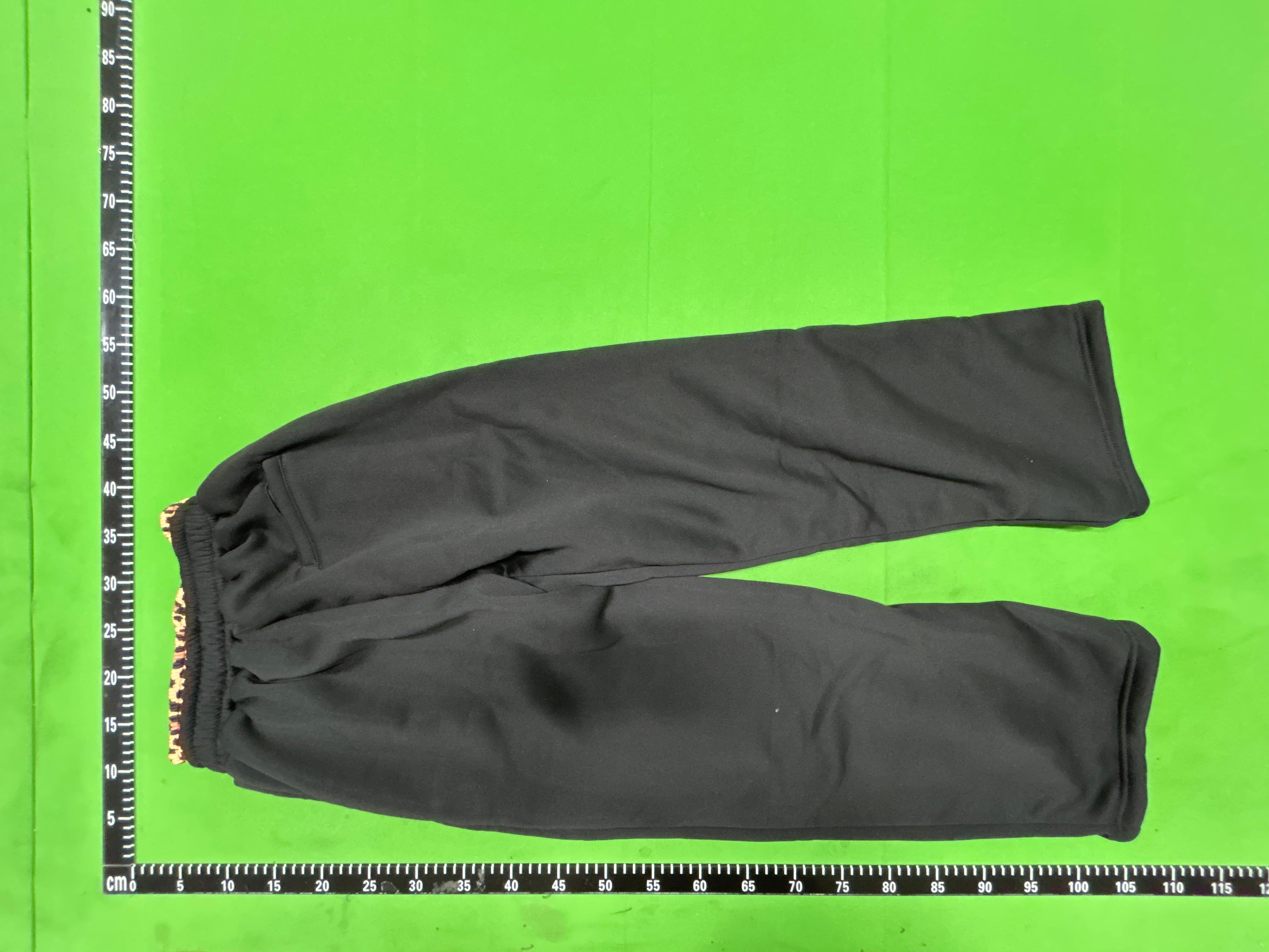 Foto QC 5 de Broken Planet Sweatpants Leopard Print Grey
