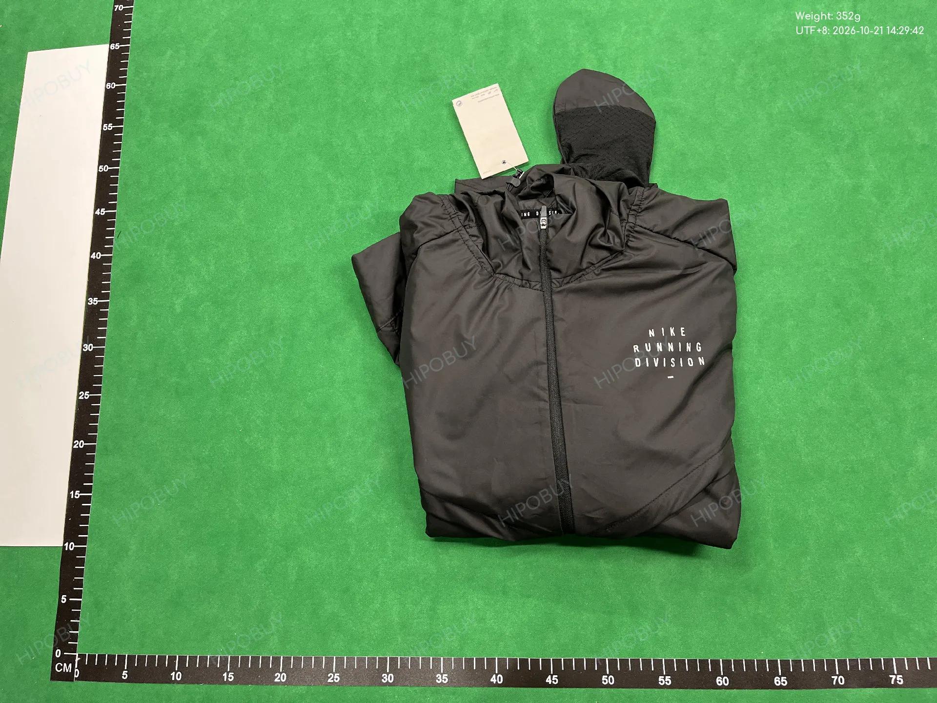 Foto QC 7 de Nike Wild Run Tokyo Dragon Windrunner Jacket Black White Green