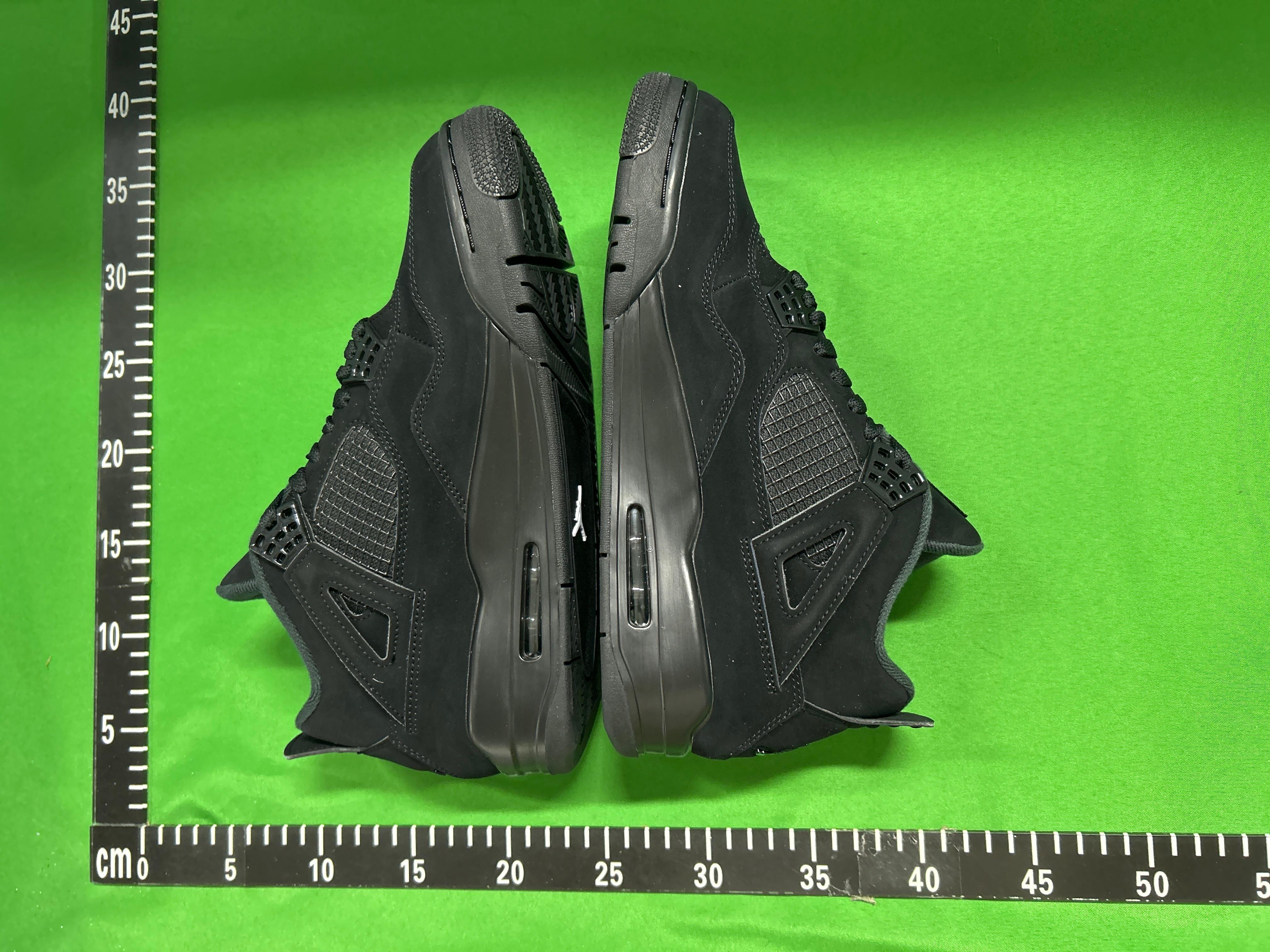Foto QC 4 de Jordan 4 Retro Travis Scott Dark Mocha