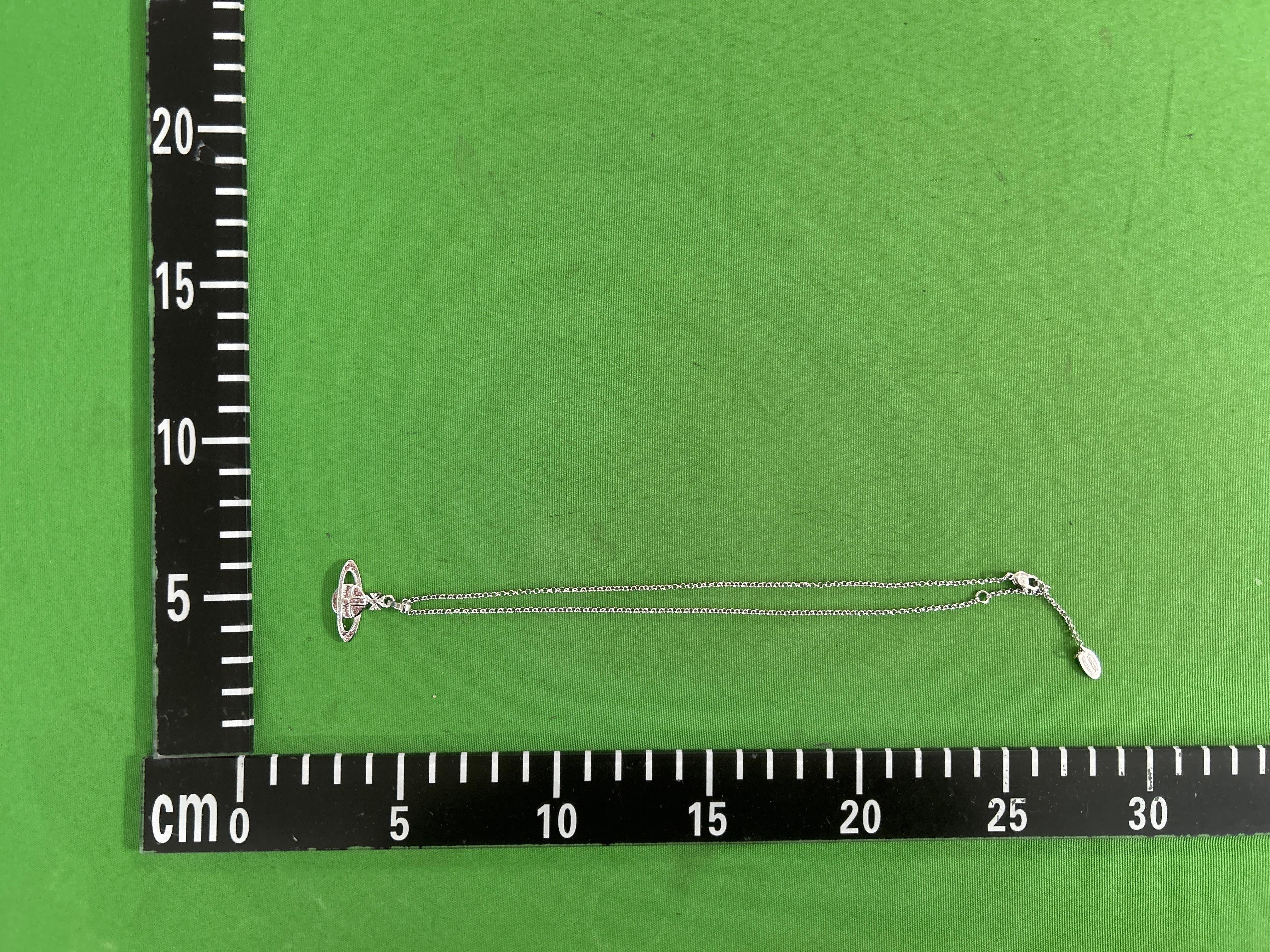 Foto QC 6 de Vivienne Westwood Orb Necklace Metal Crystal Silver