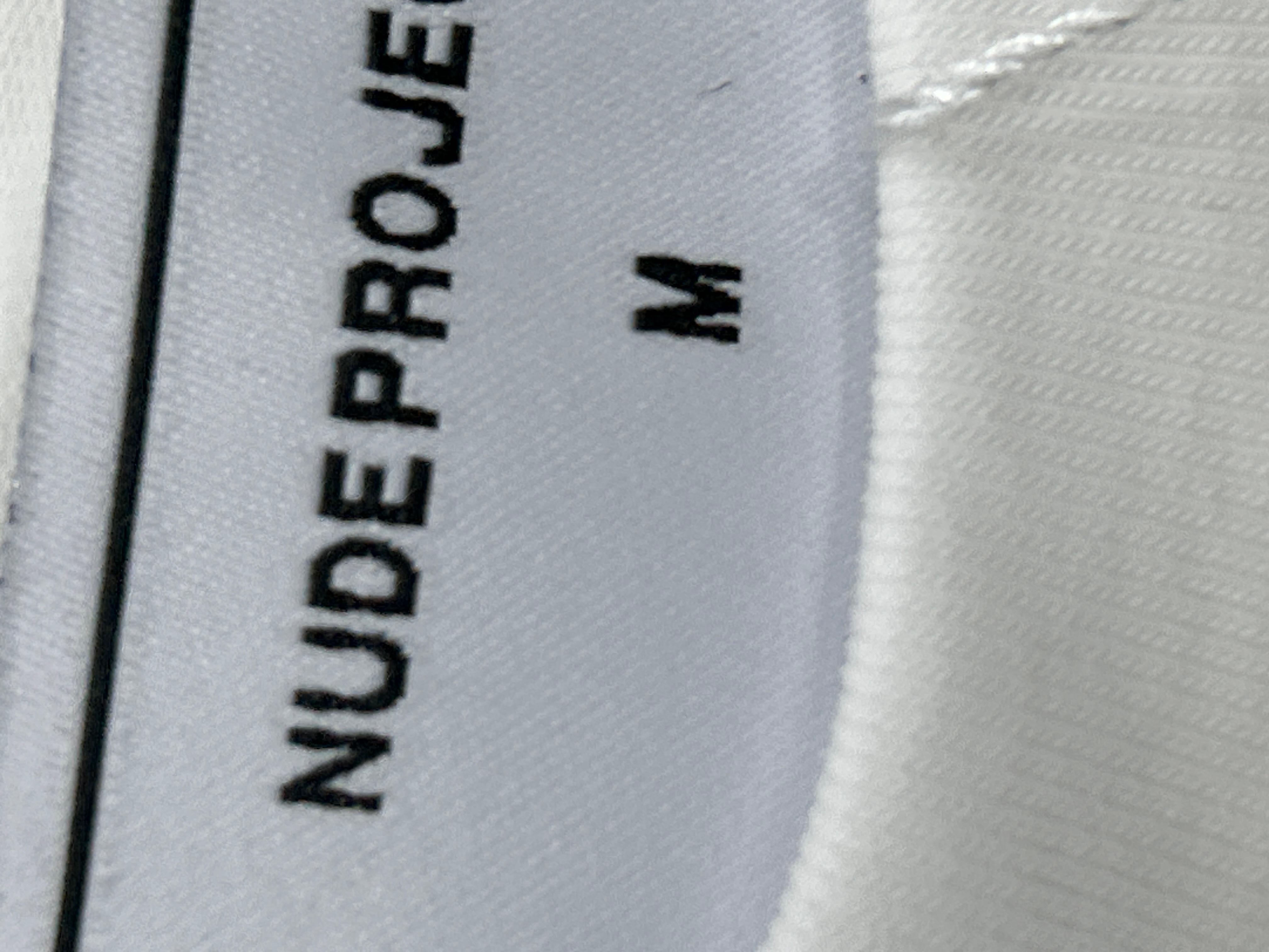 Foto QC 2 de Nude Project T-shirt Heart Cherry Graphic Black