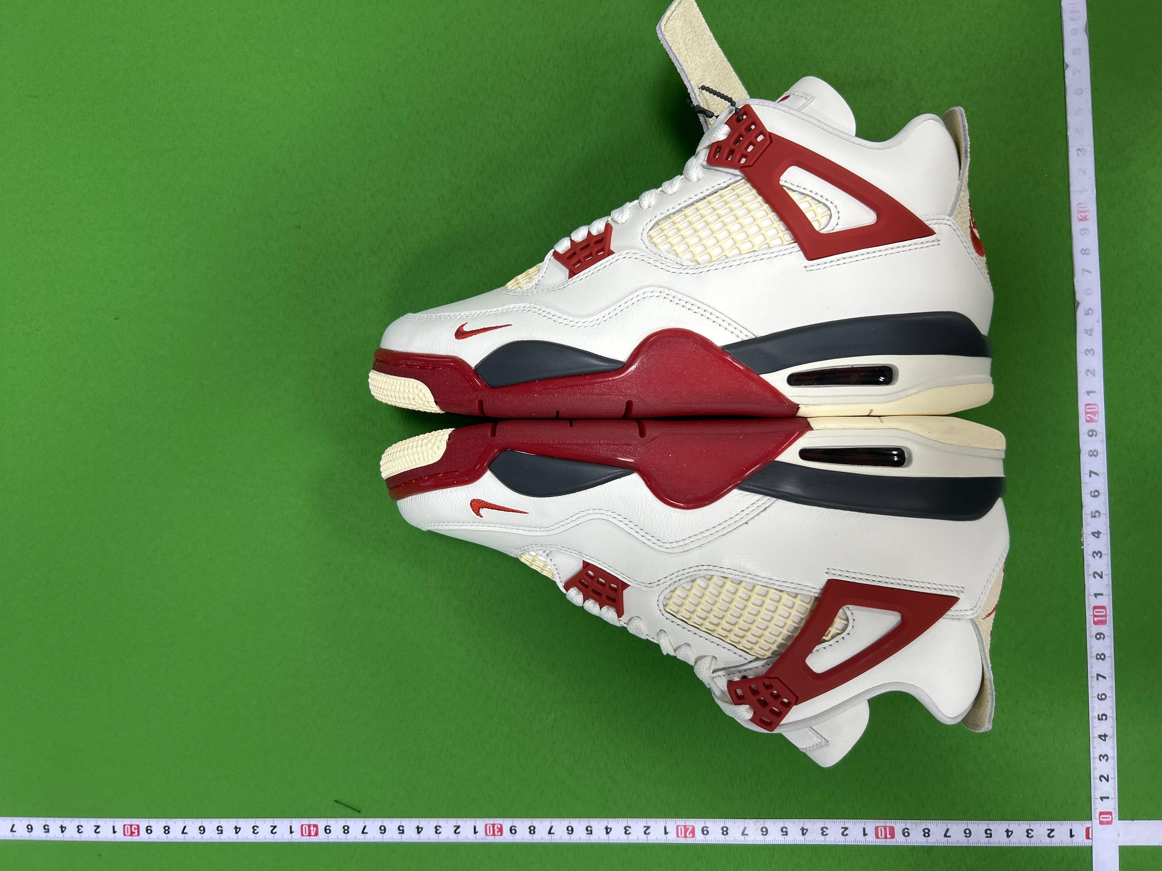 Foto QC 3 de Jordan 4 Retro Lightning CT8527-700