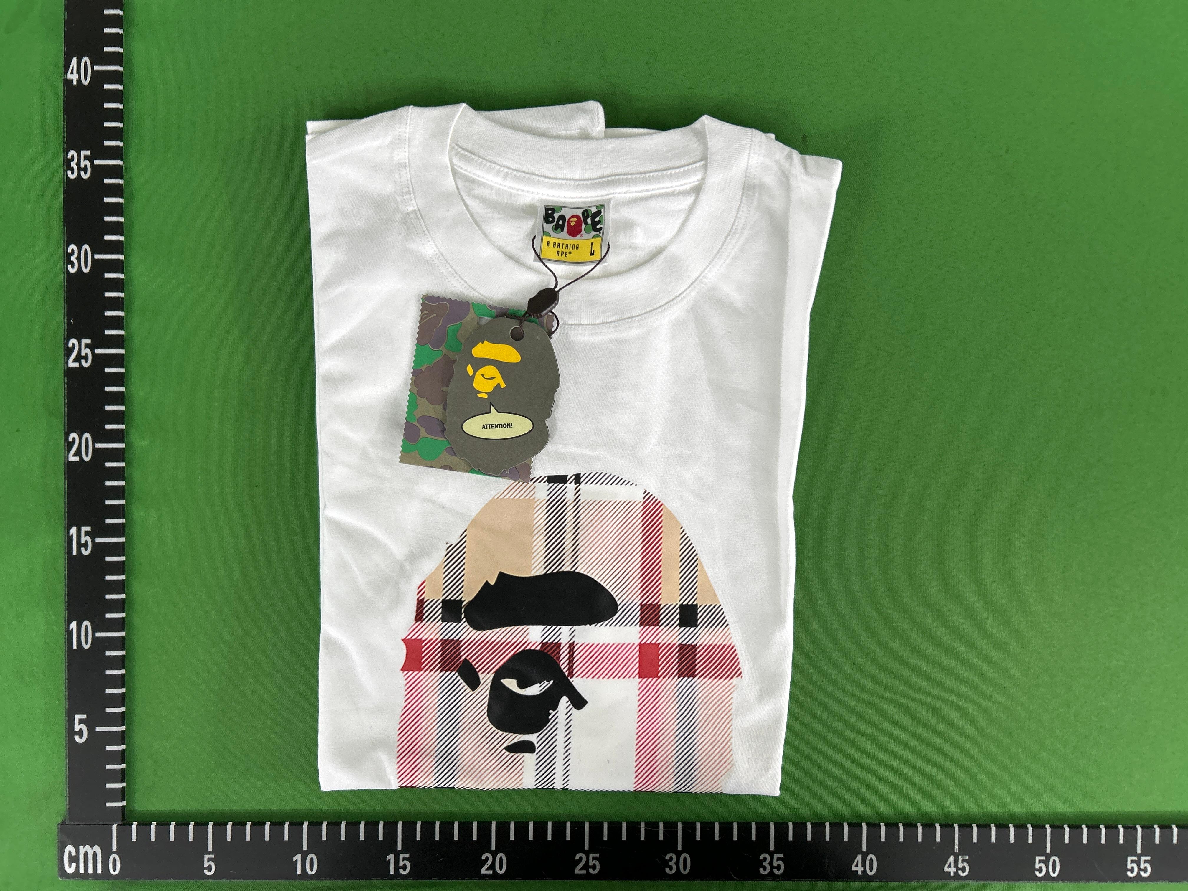 Foto QC 1 de BAPE T-shirt Moon Ape Head Black