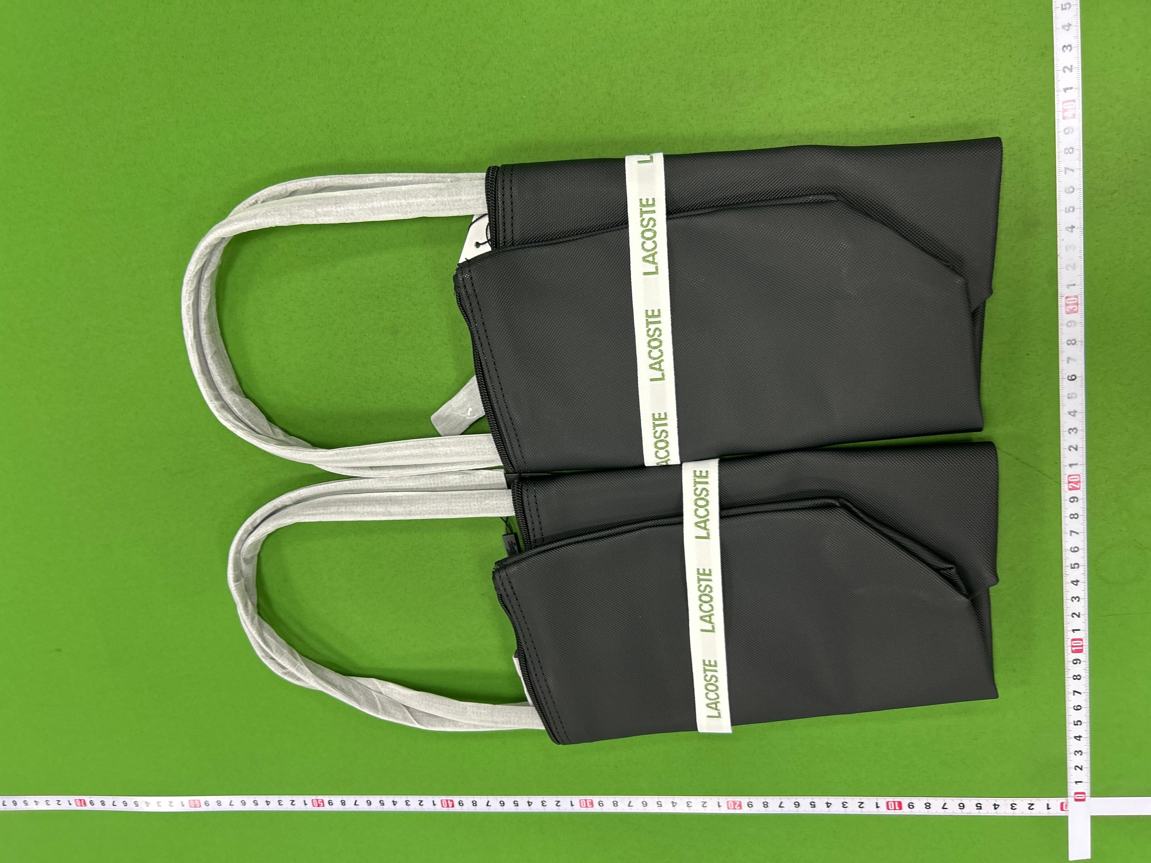 Foto QC 7 de Lacoste L.12.12 Concept Large Shopping Bag Taupe