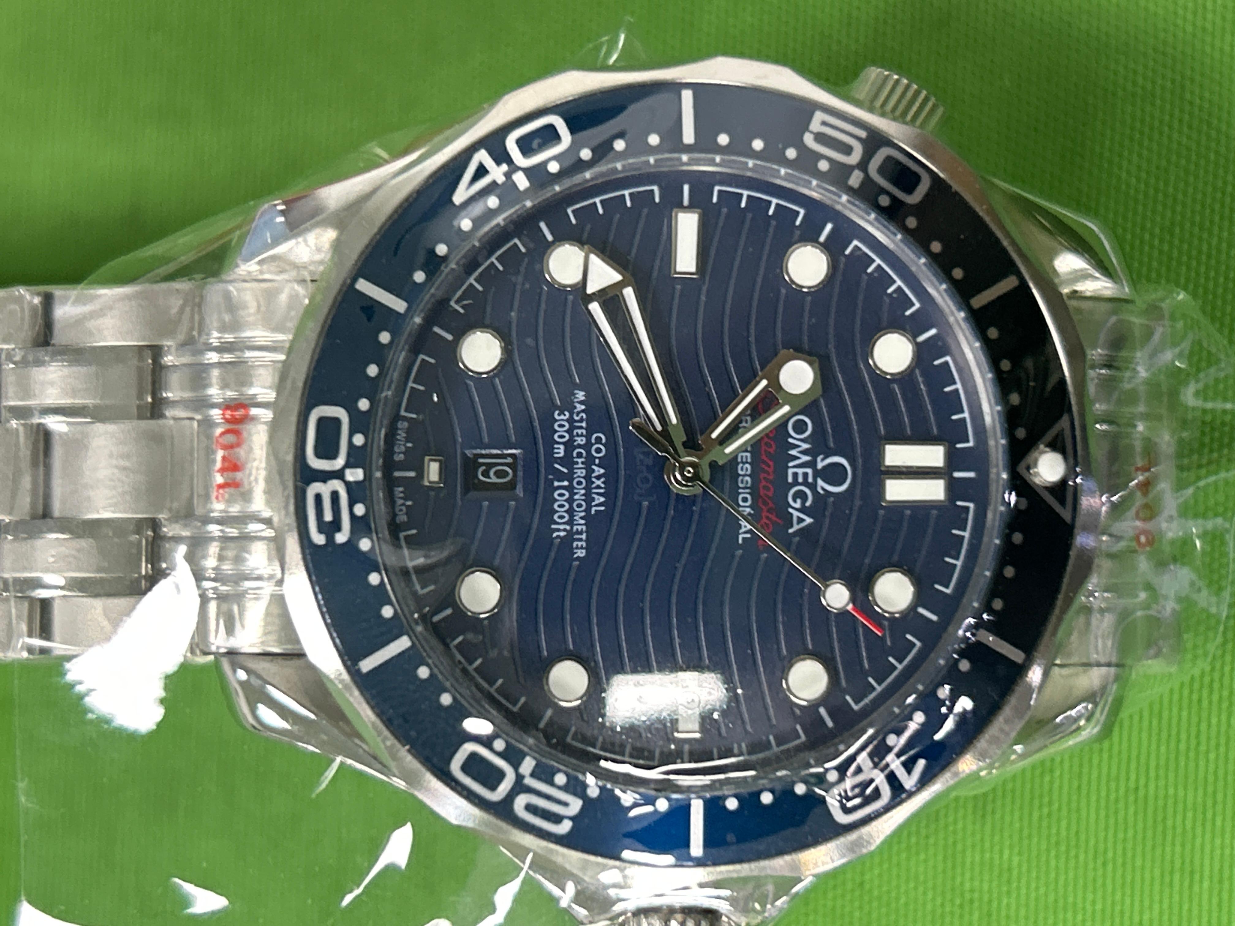 Foto QC 2 de Omega Seamaster Diver 300M 210.32.42.20.04.001