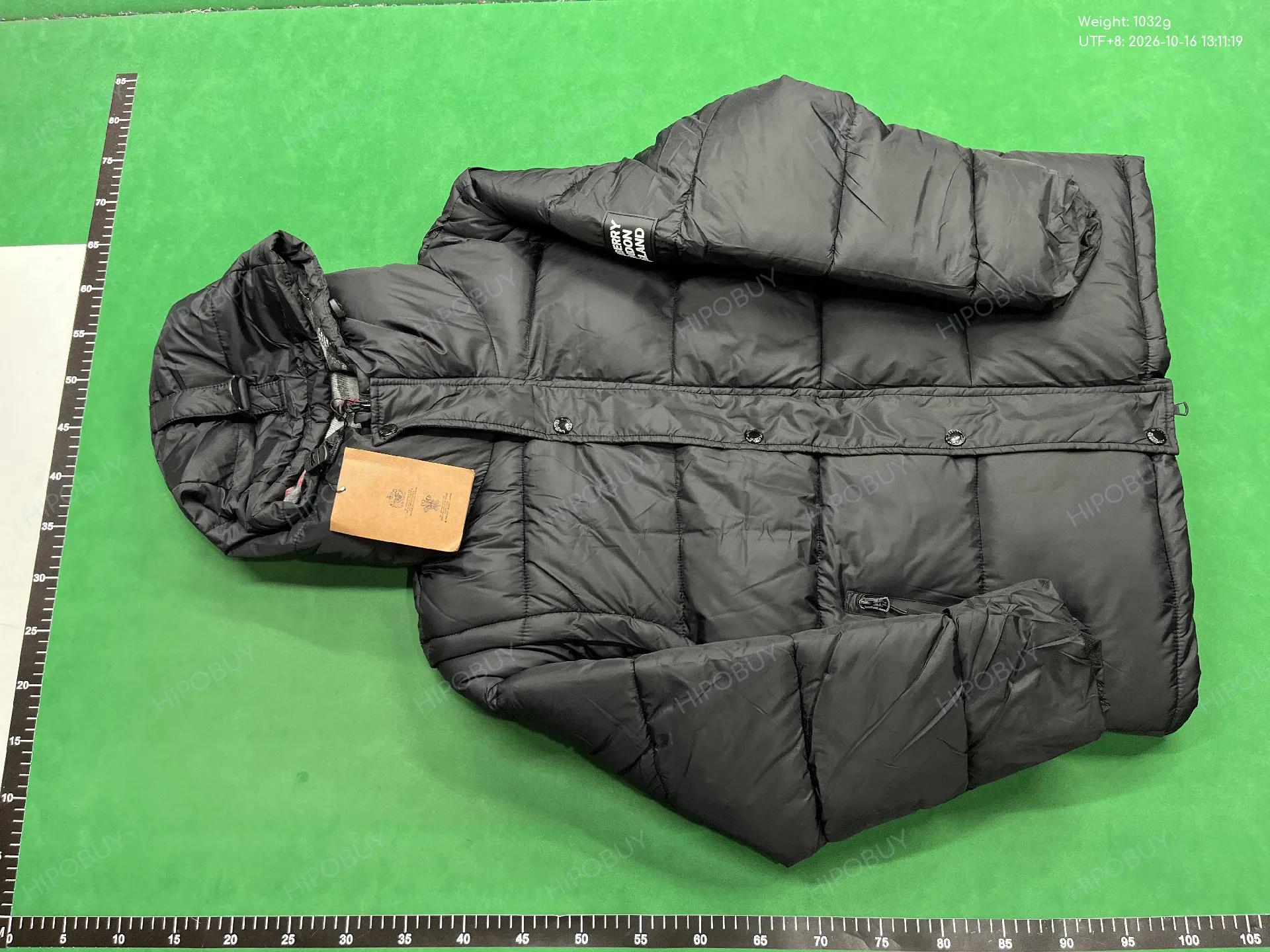 Foto QC 2 de Burberry Lockwell Puffer Jacket Detachable Sleeve Down Black