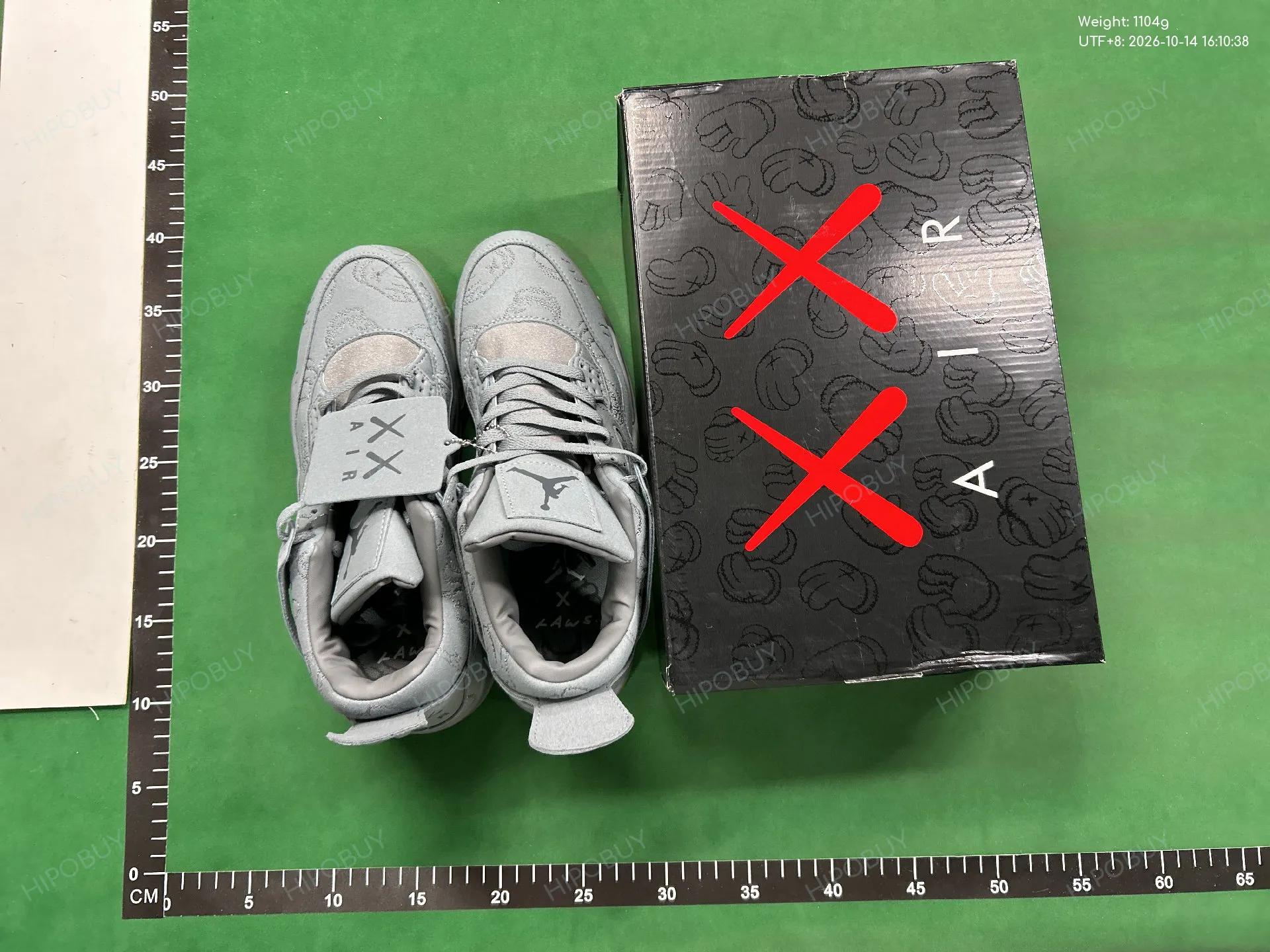 Foto QC 7 de Jordan 4 Retro Kaws Cool Grey 930155-003