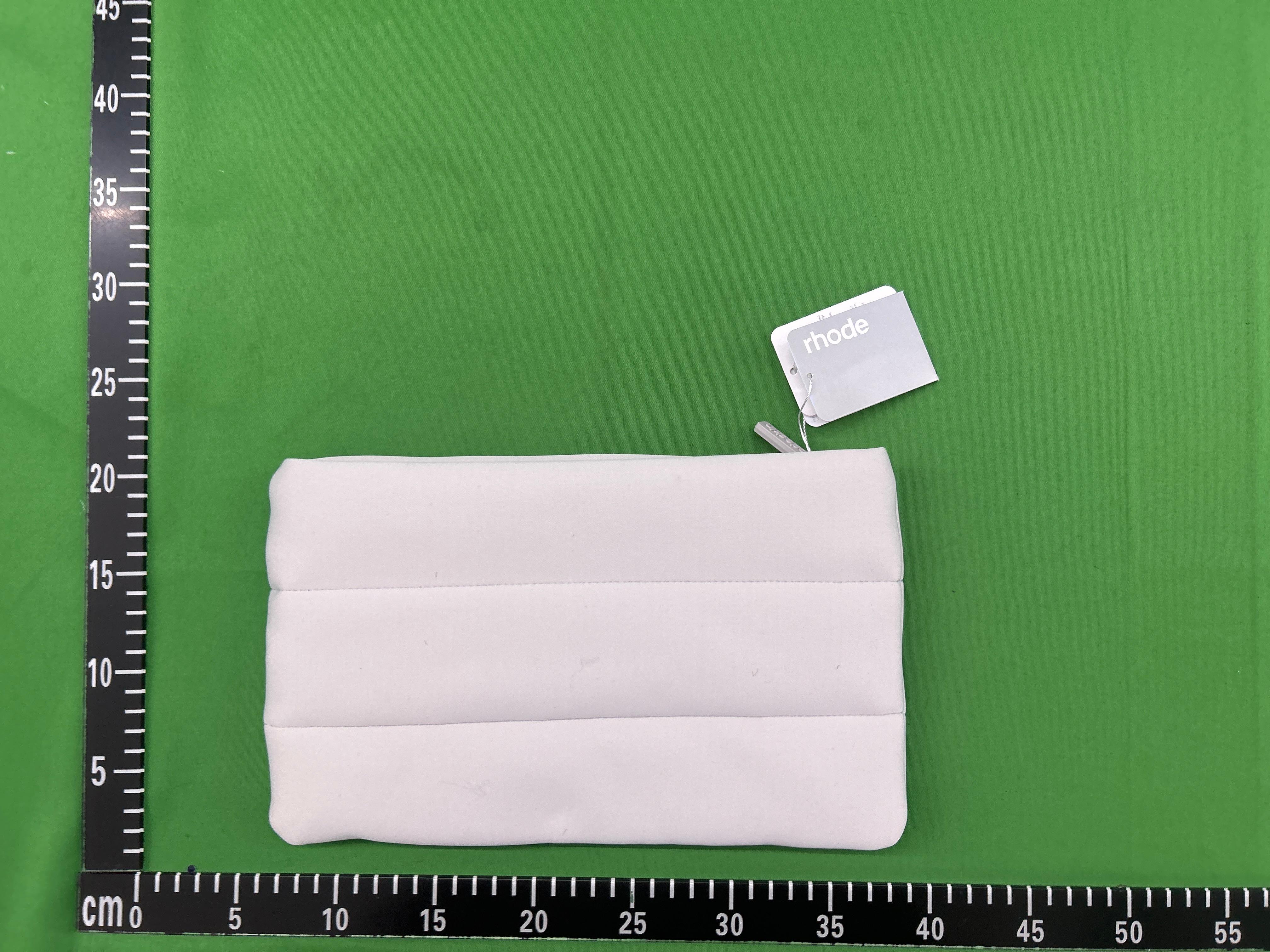 Foto QC 2 de Rhode The Pouch Black