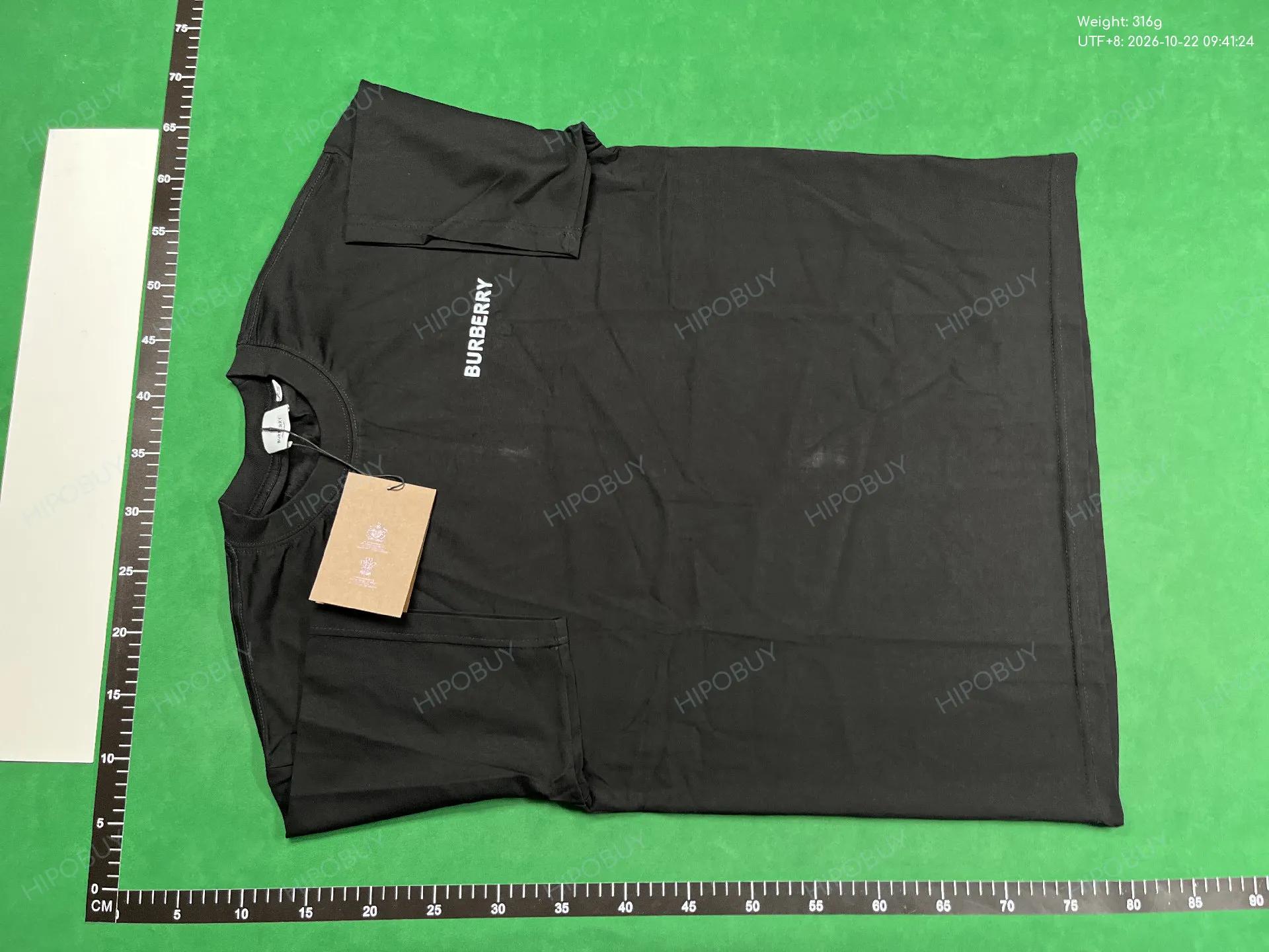 Foto QC 6 de Burberry Equestrian Knight Shorts Check Cream