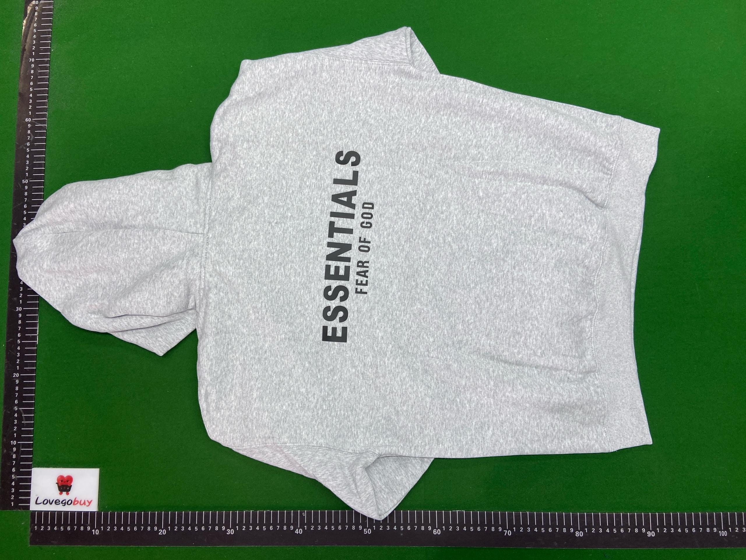 Foto QC 2 de Fear of God Essentials Hoodie Logo Light Oatmeal