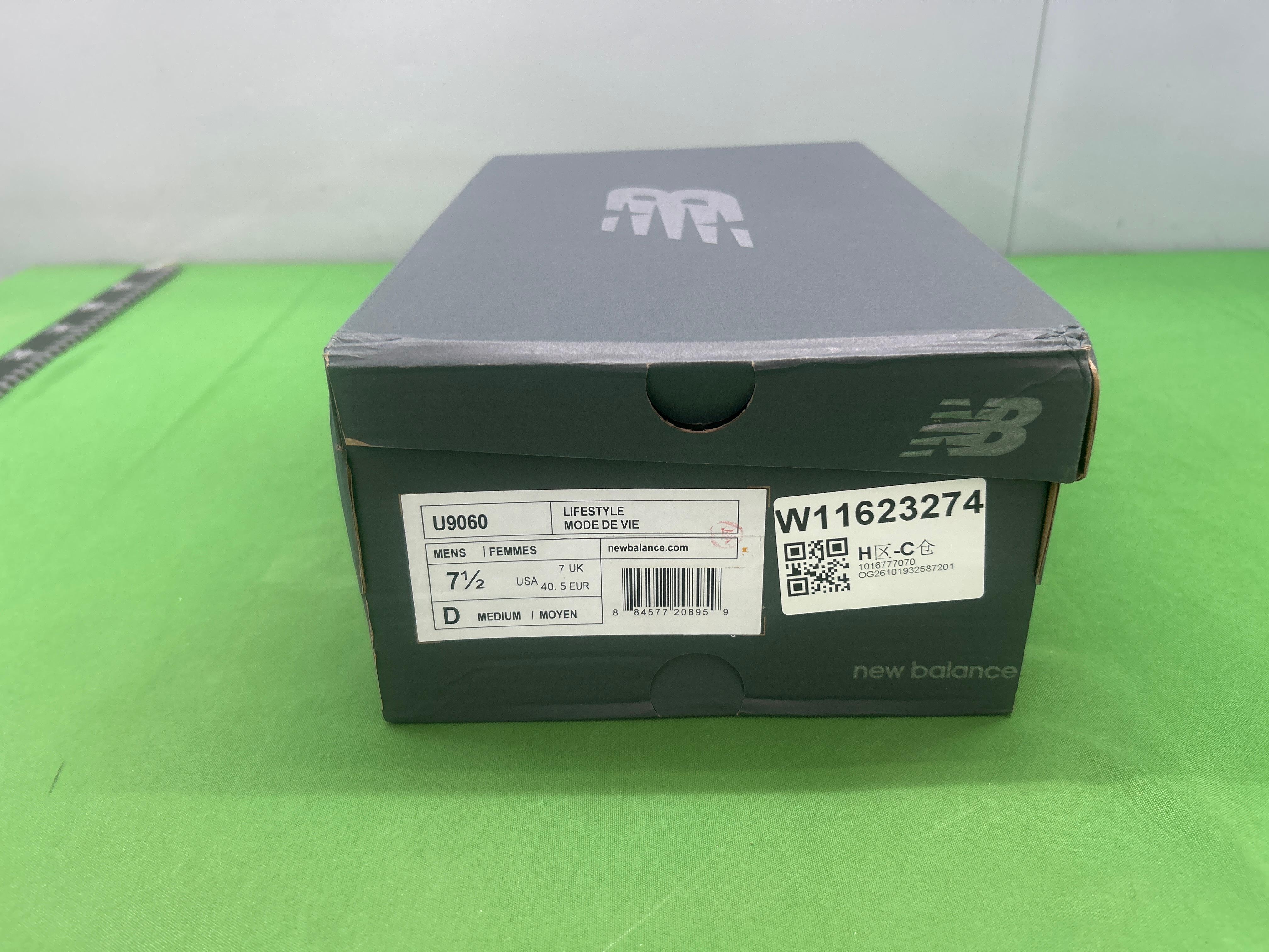 Foto QC 1 de New Balance 9060 Sea Salt Surf U9060MAC