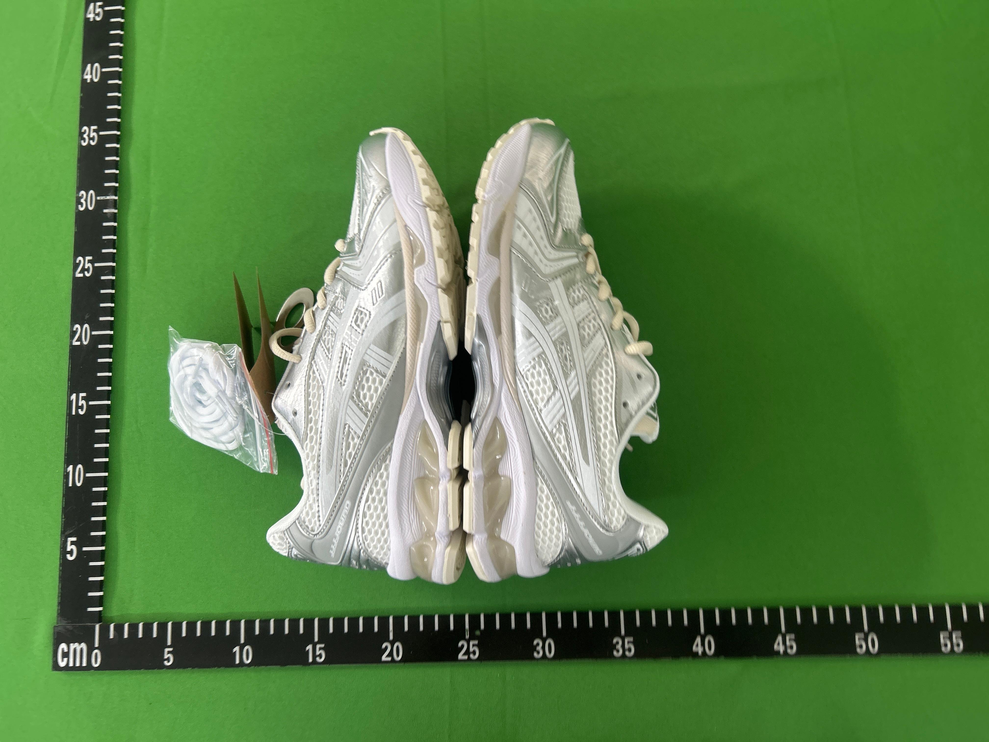 Foto QC 5 de ASICS GEL-Kayano 14 Cream Black 1201A019-108