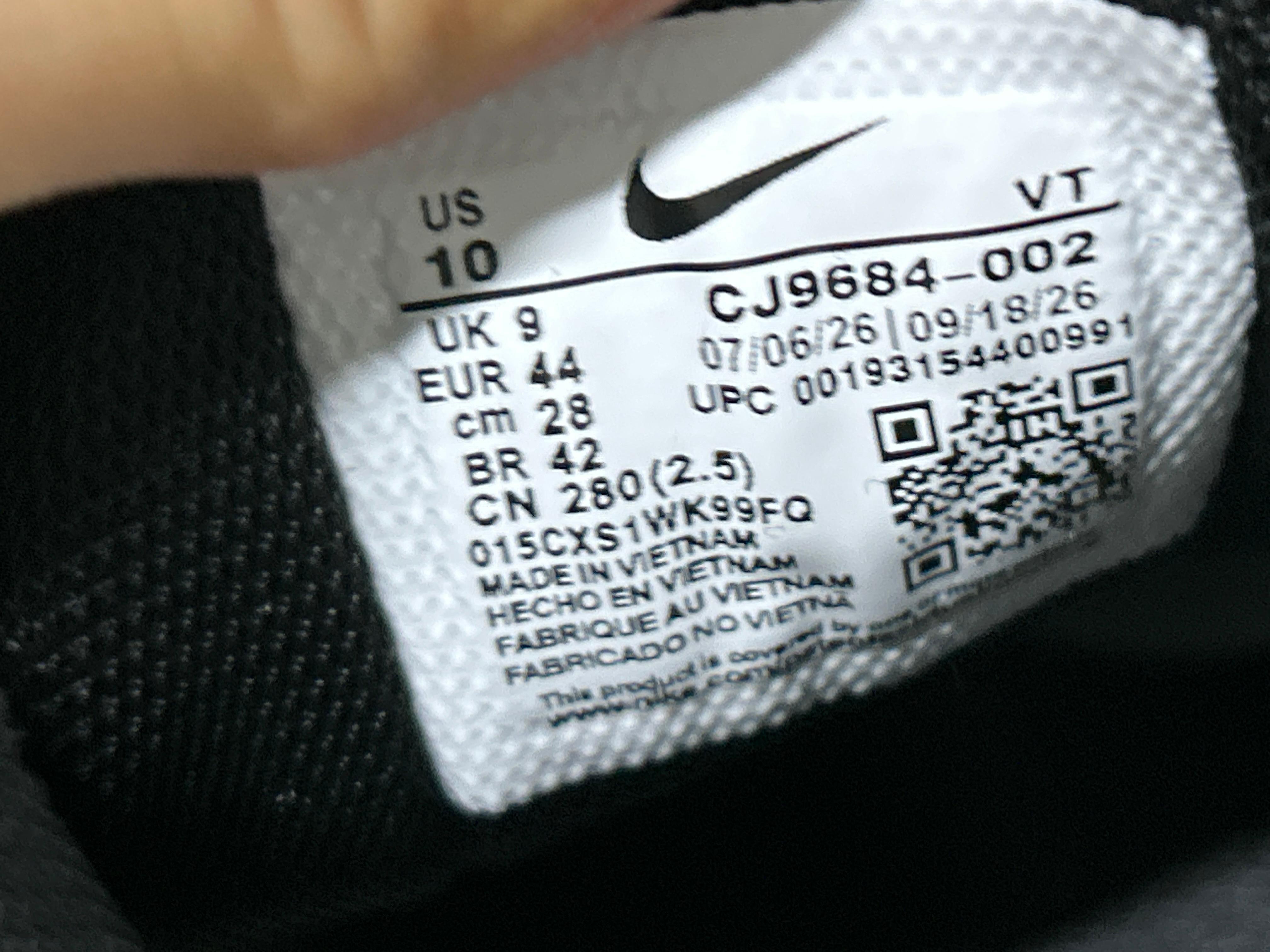 Foto QC 7 de Nike Air Max Plus 3 GS Black Grey DM3269-001