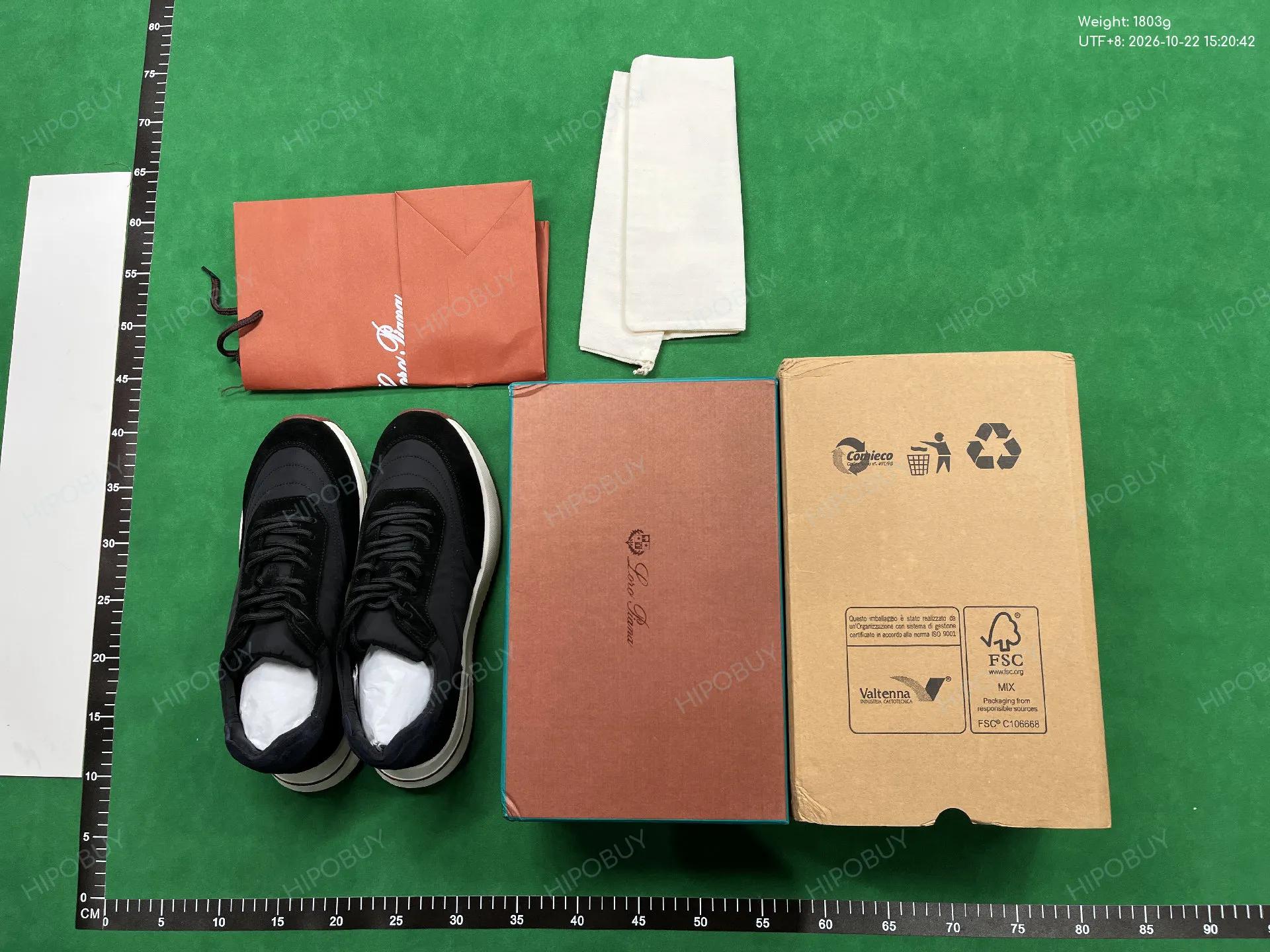 Foto QC 1 de Loro Piana Summer Charms Walk Suede Sandstone FAE5444