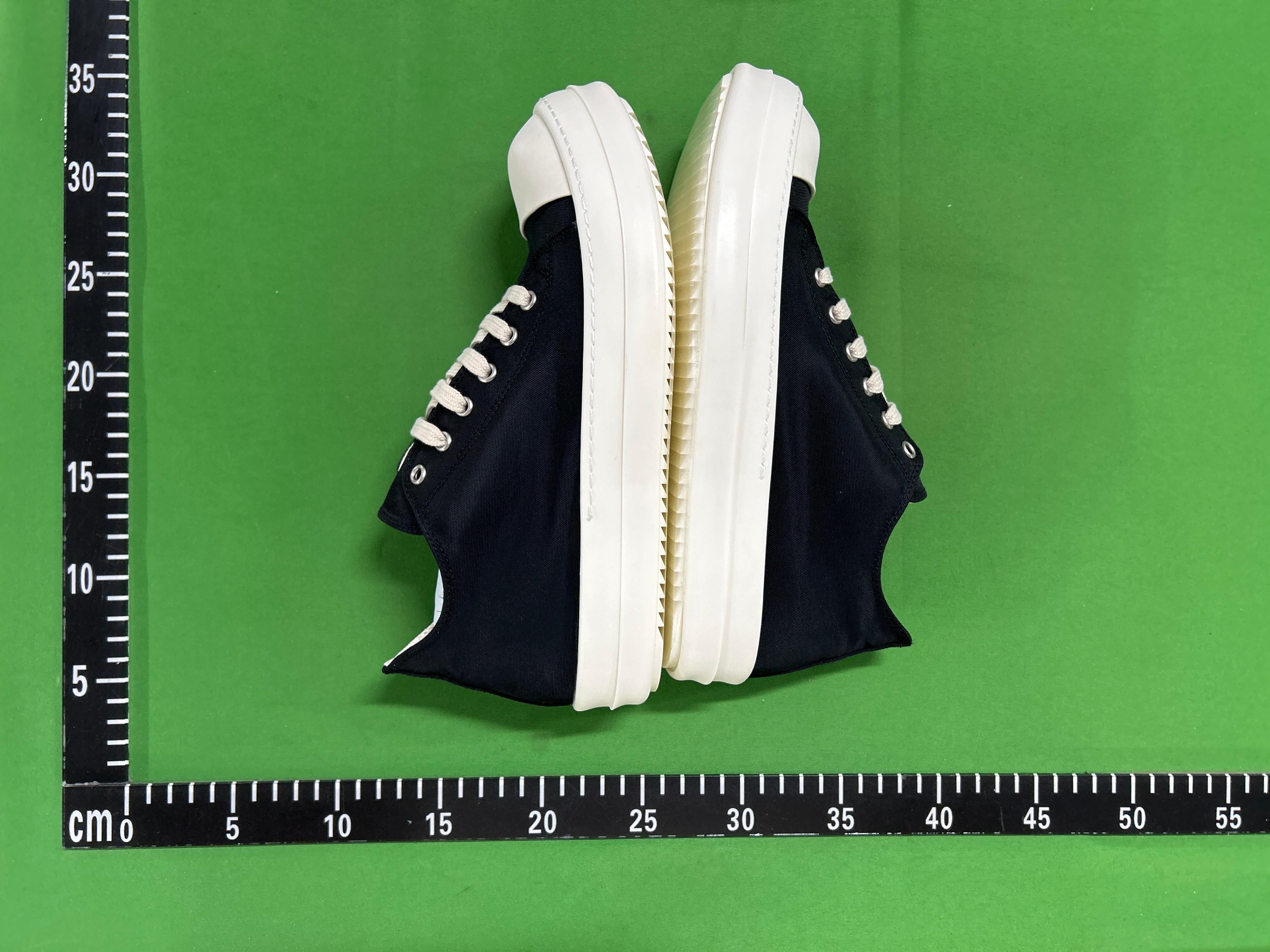 Foto QC 5 de Rick Owens Vintage Sneaks Leather Low Black Milk RU01D3897 LBKLCO