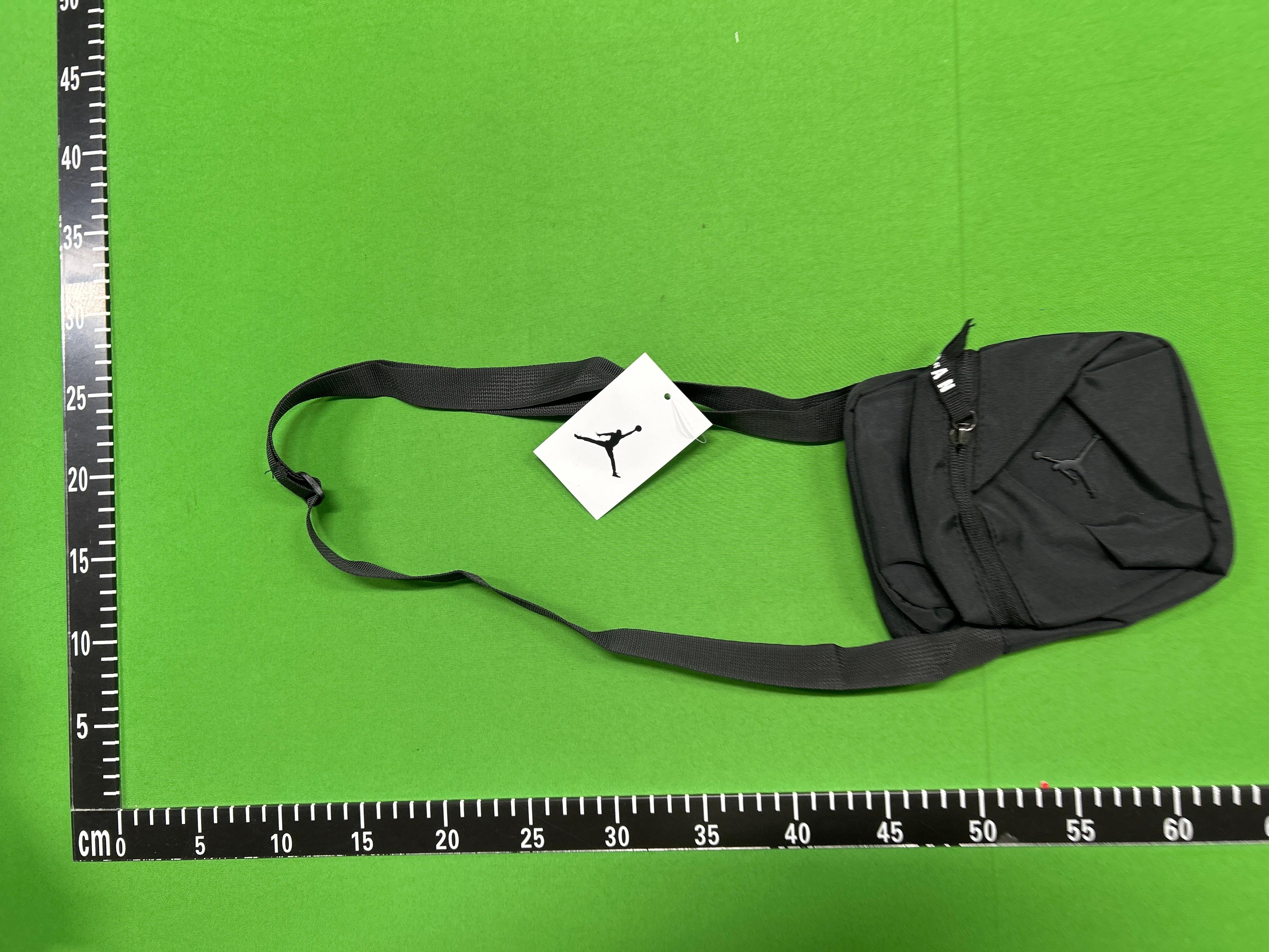 Foto QC 2 de Jordan Alpha Camera Bag 1L Black