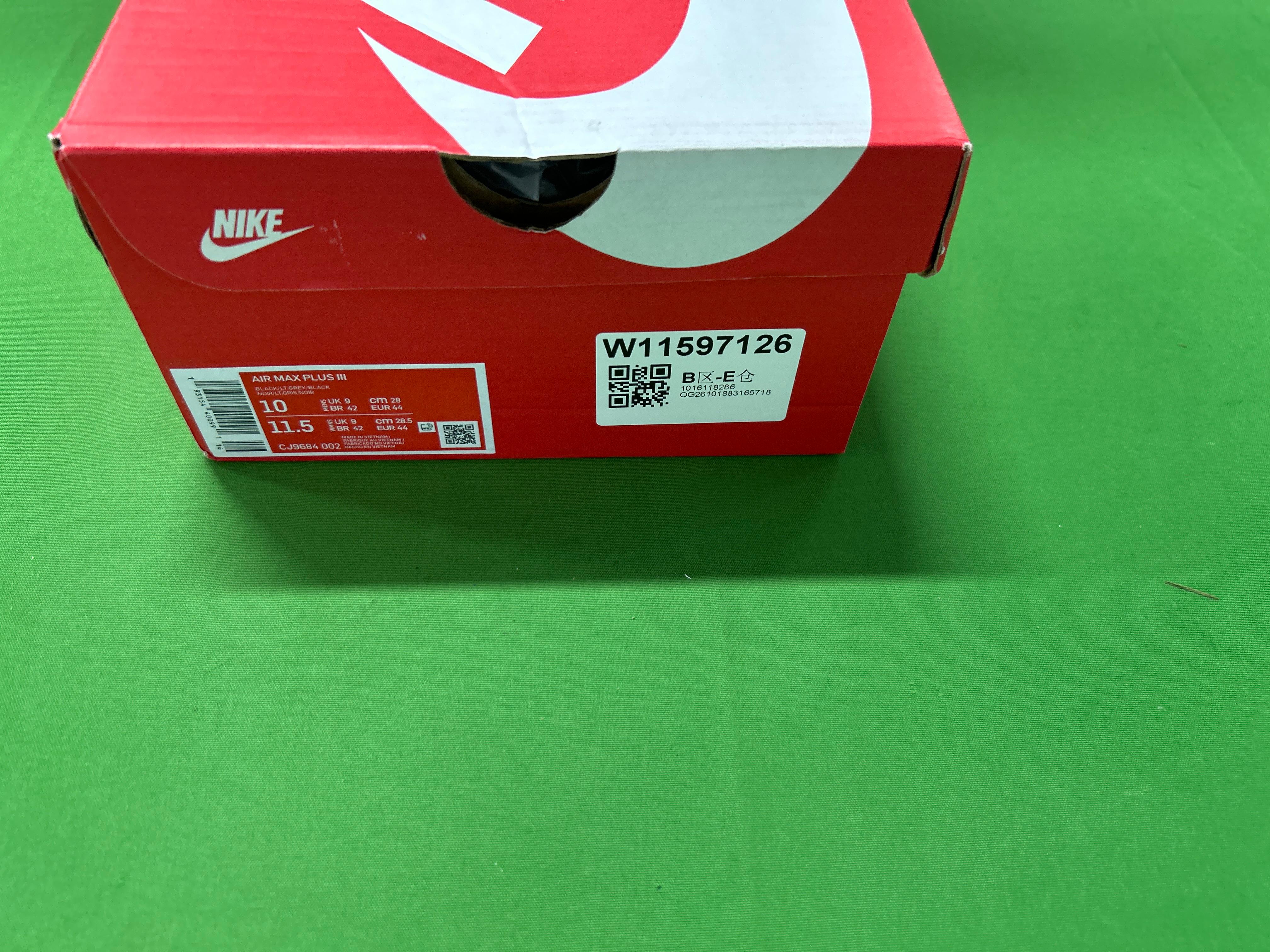 Foto QC 1 de Nike Air Max Plus 3 GS Black Grey DM3269-001
