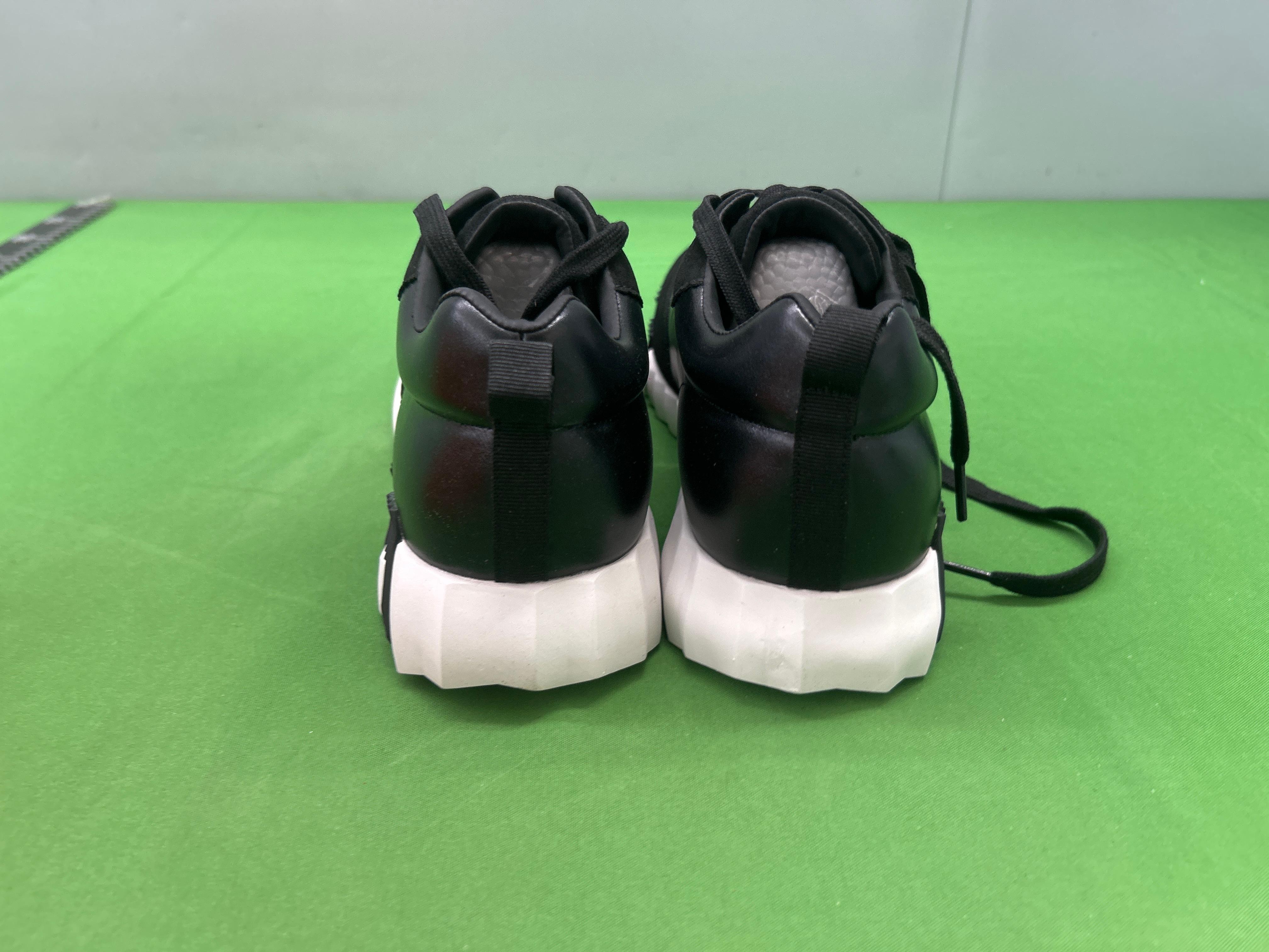 Foto QC 3 de Hermes Bouncing Black White