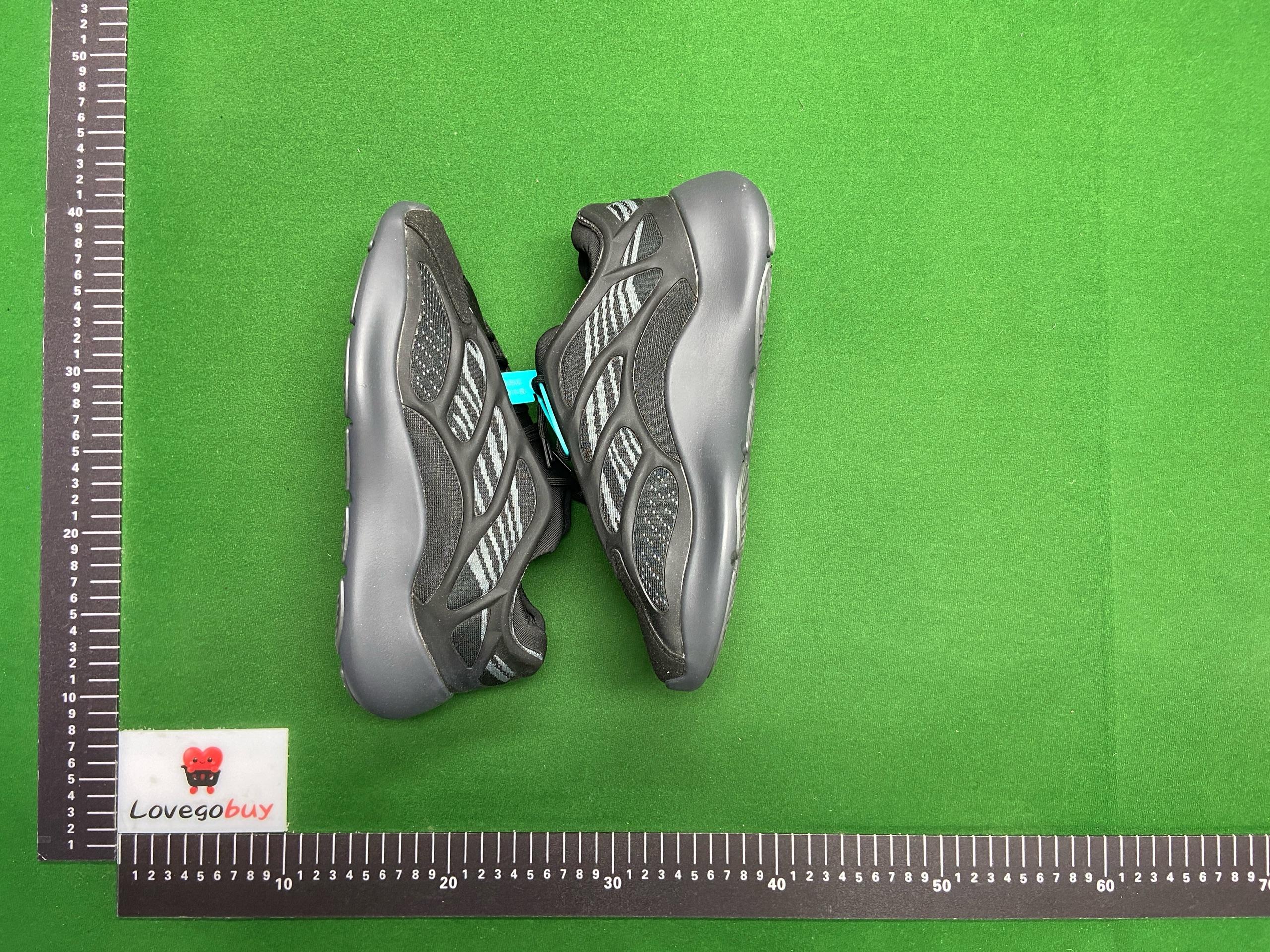 Foto QC 6 de adidas Yeezy 700 V3 Alvah H67799