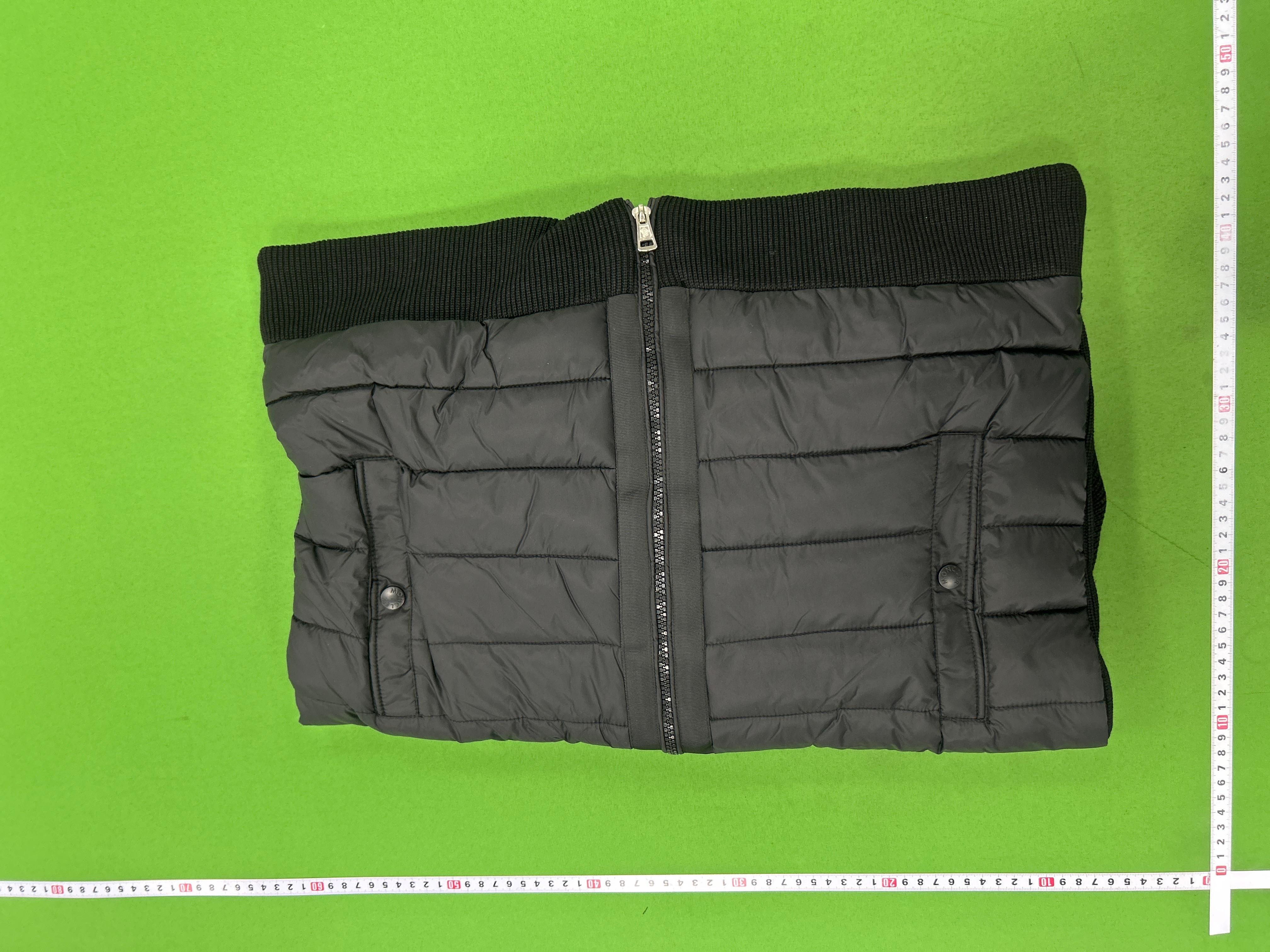Foto QC 1 de Moncler Cardigan Jacket Knit Quilted Down White
