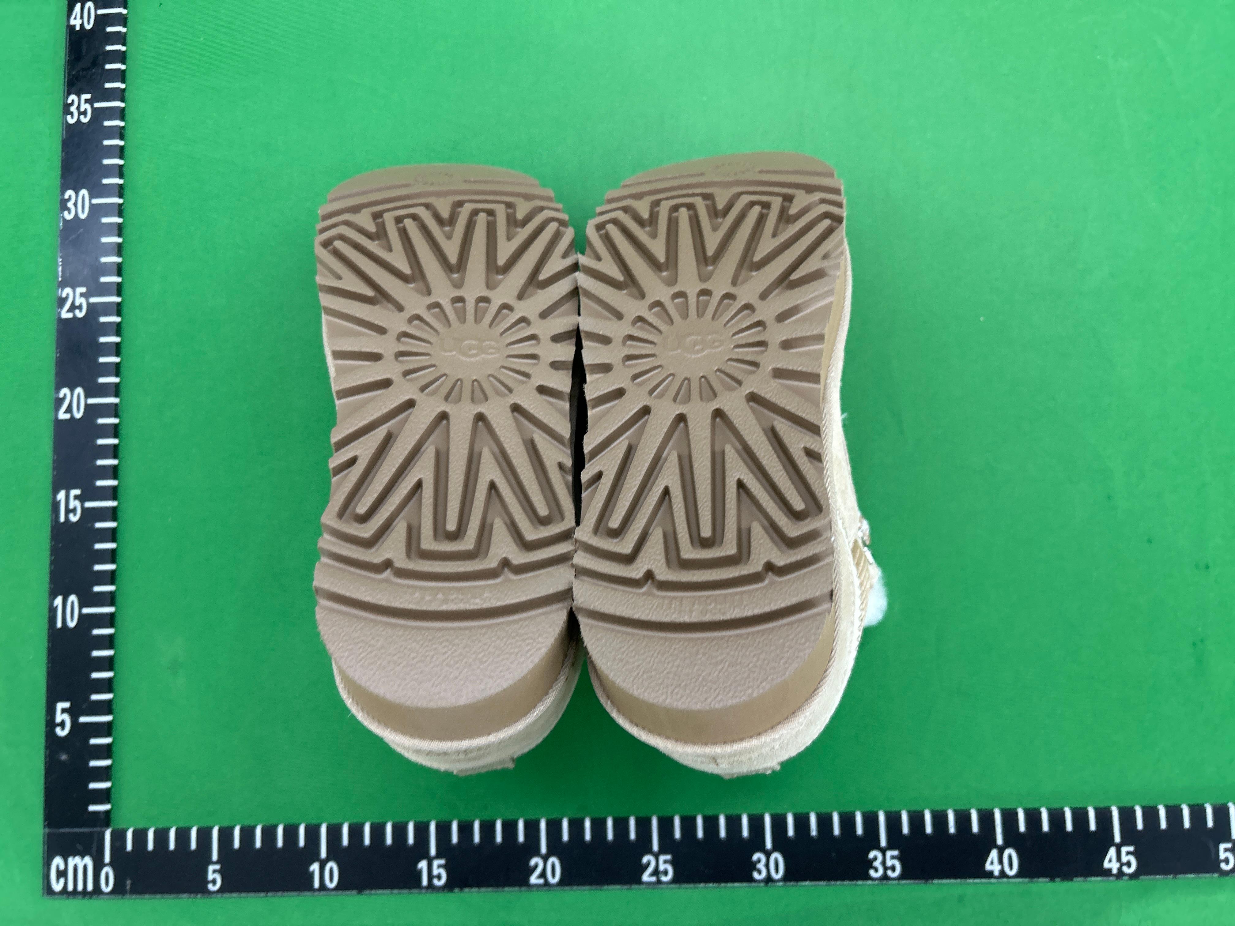 Foto QC 7 de UGG Lowmel Suede Sheepskin Low-Top Platform Sneakers Pink Thick Laces 1144032