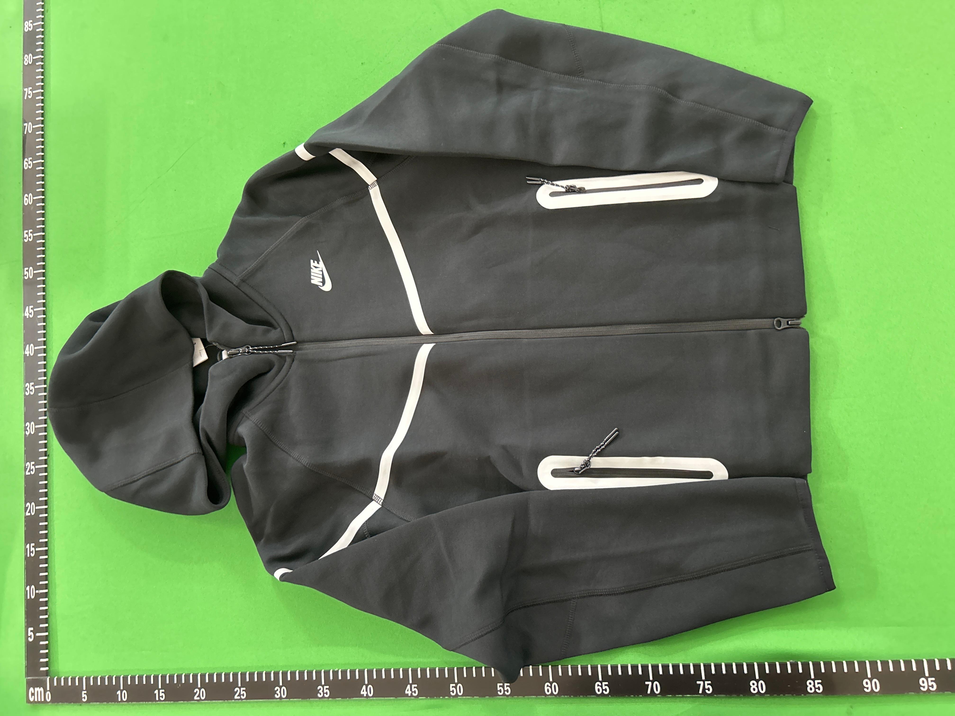 Foto QC 3 de Nike x Syna World Tech Fleece Set 2-Piece Black/Metallic Red Bronze