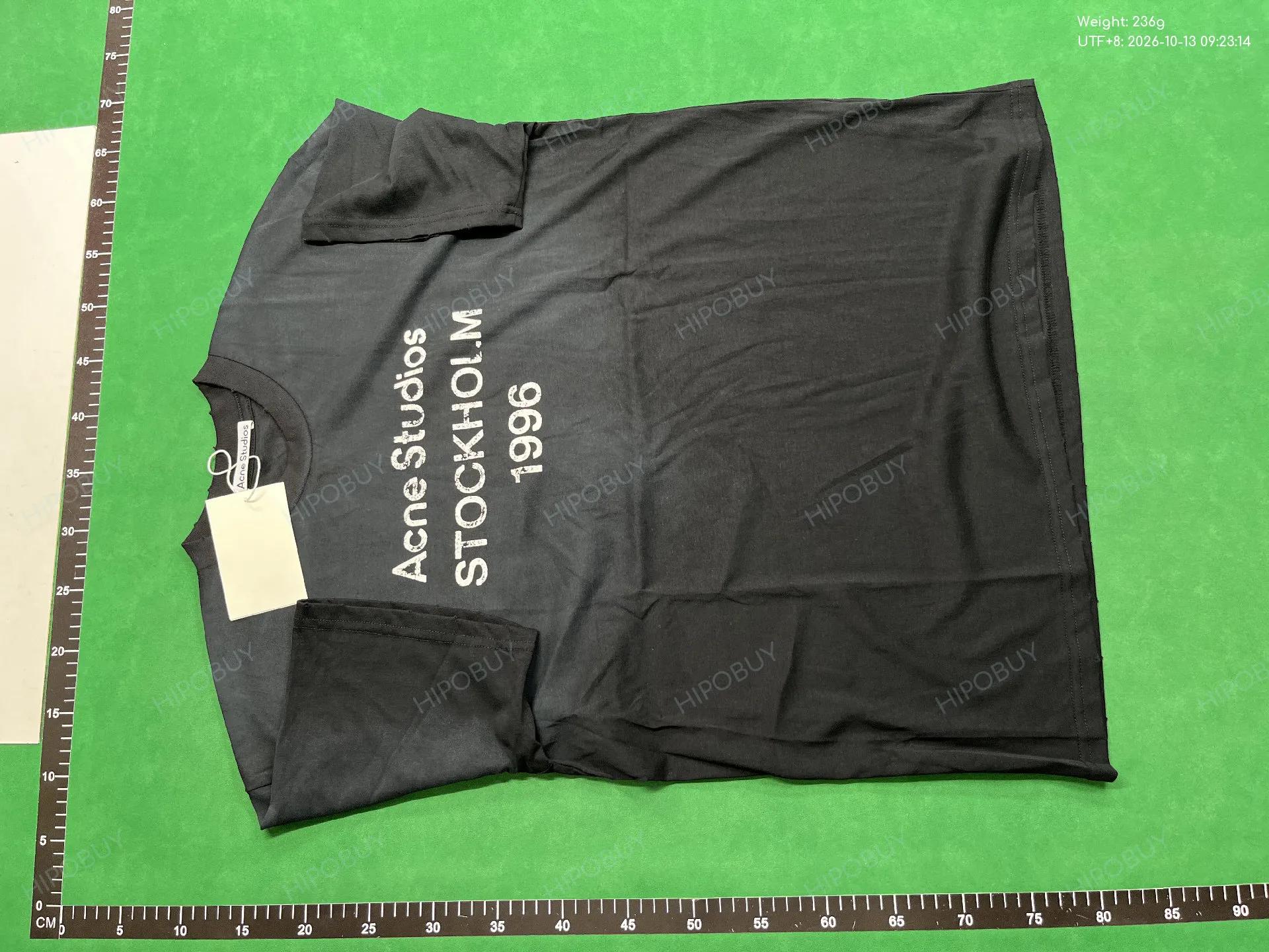 Foto QC 6 de Acne Studios T-shirt Stockholm 1996 Black