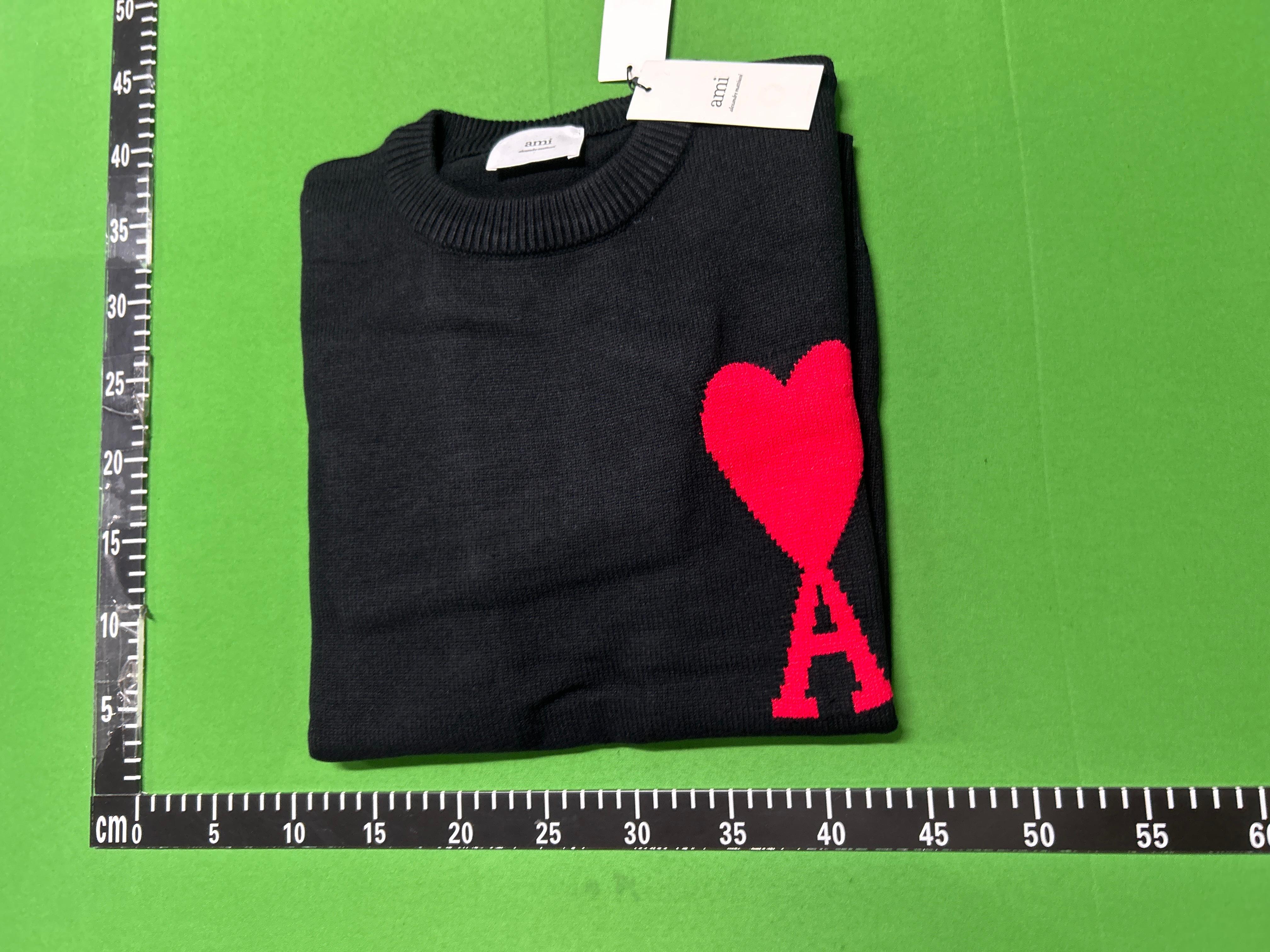 Foto QC 1 de Ami Paris Ami de Coeur Crewneck Sweater Off White