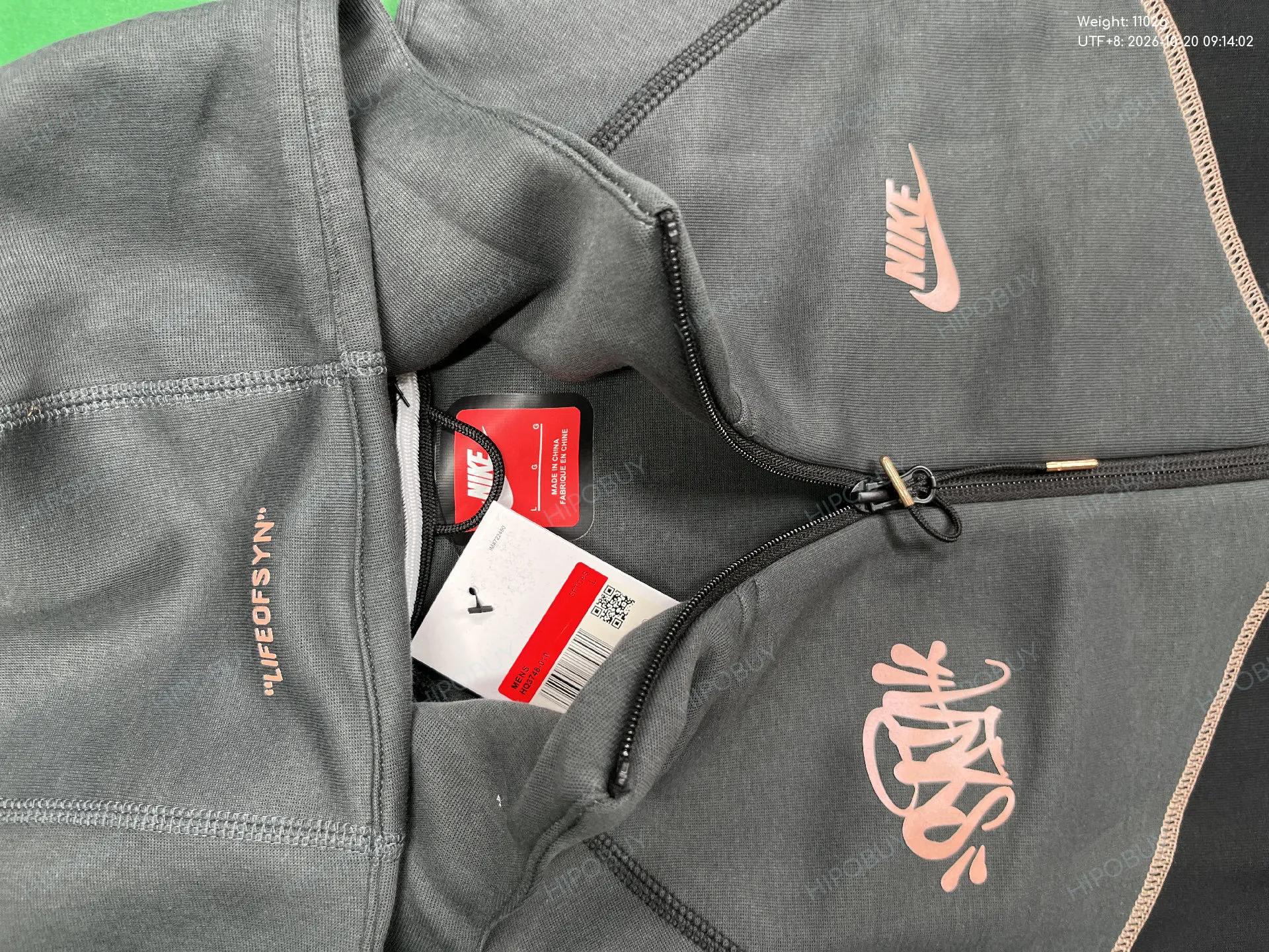 Foto QC 1 de Syna x Nike Tech Fleece Set 2-Piece Grey Black