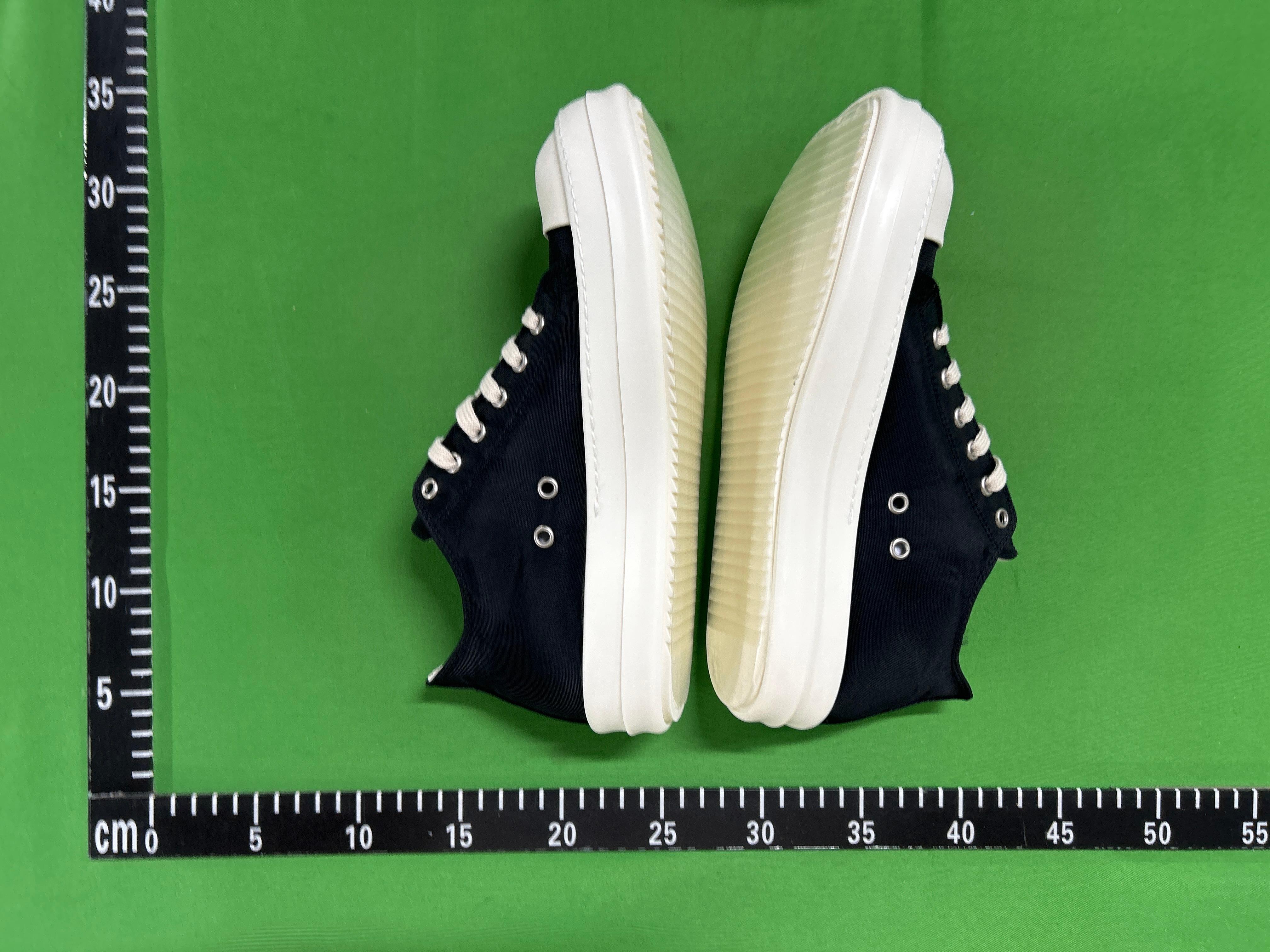 Foto QC 4 de Rick Owens Vintage Sneaks Leather Low Black Milk RU01D3897 LBKLCO