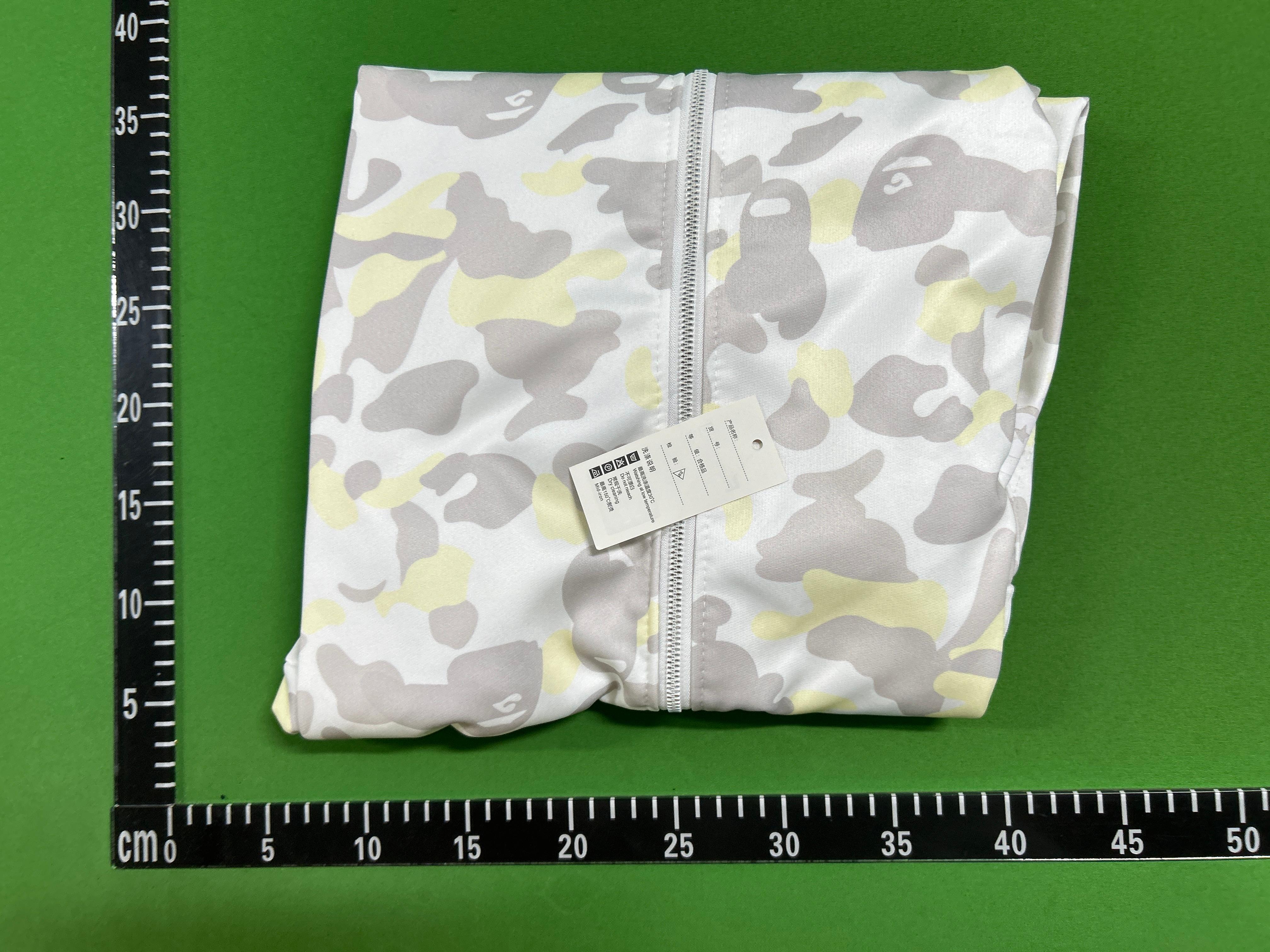 Foto QC 1 de Bape ABC Camo Zip Sweater Shark Double Hood Pink