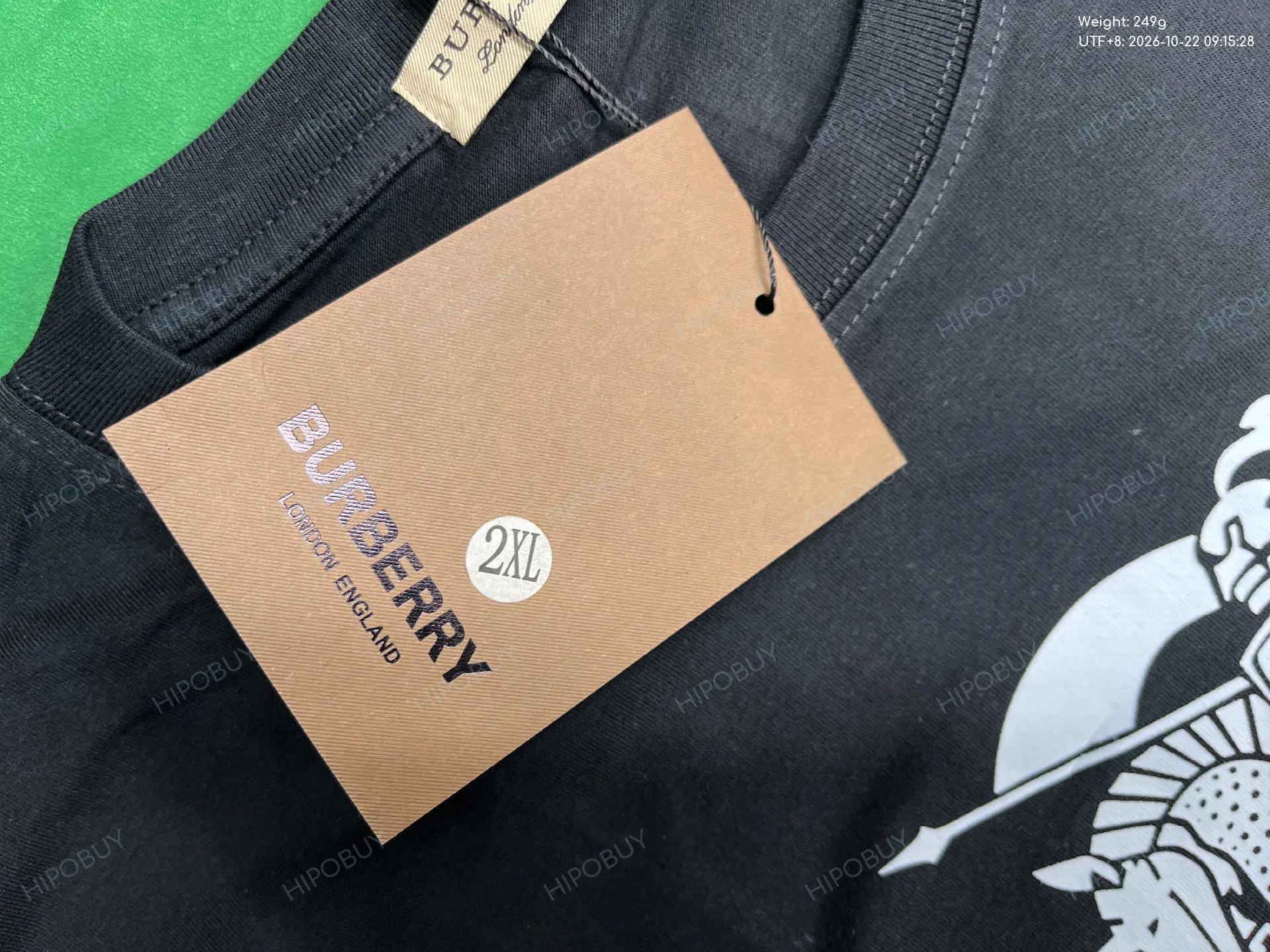 Foto QC 1 de Burberry Equestrian Knight Shorts Check Cream