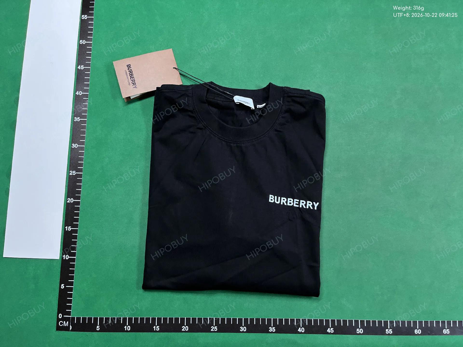 Foto QC 8 de Burberry Equestrian Knight Shorts Check Cream