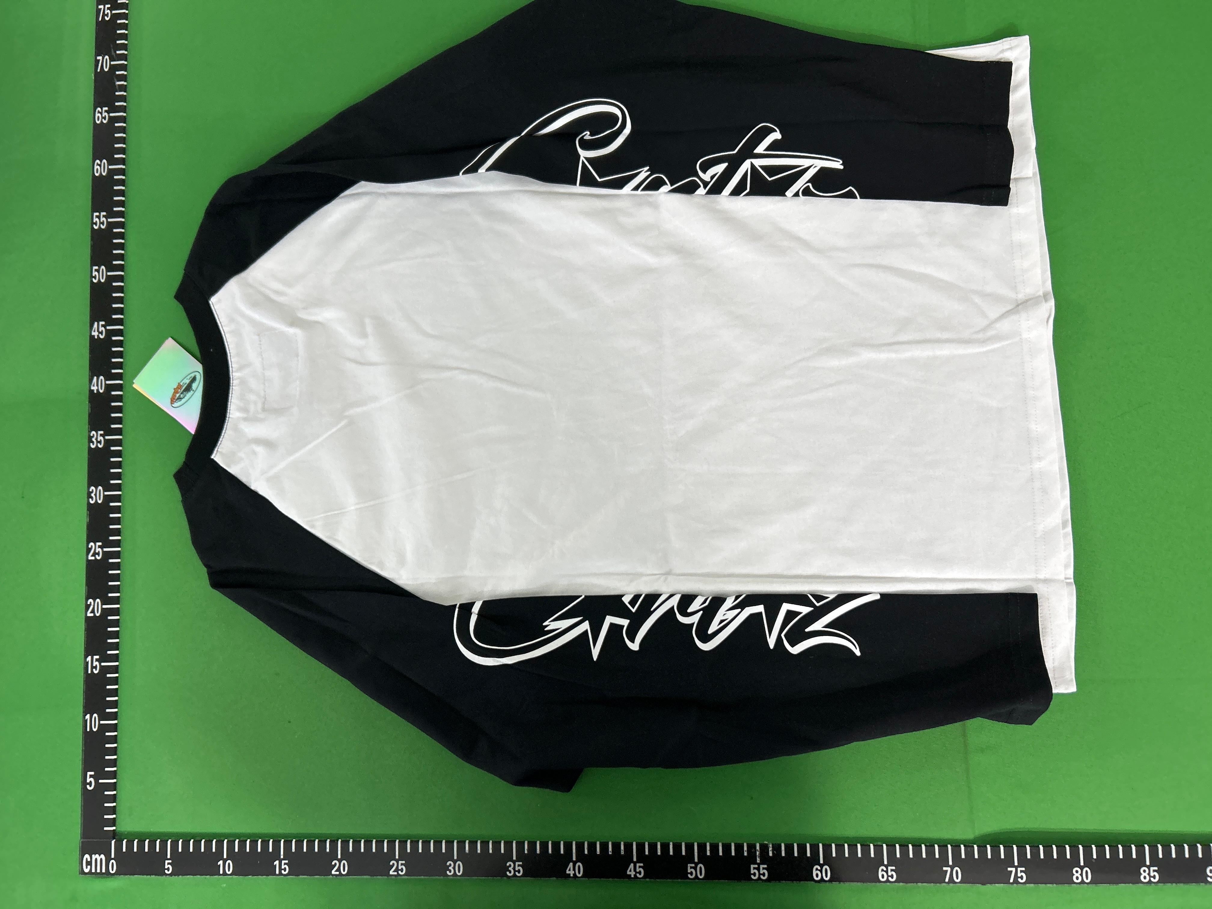 Foto QC 4 de Corteiz Alcatraz T-shirt Raglan Long-Sleeve Script Logo White Black
