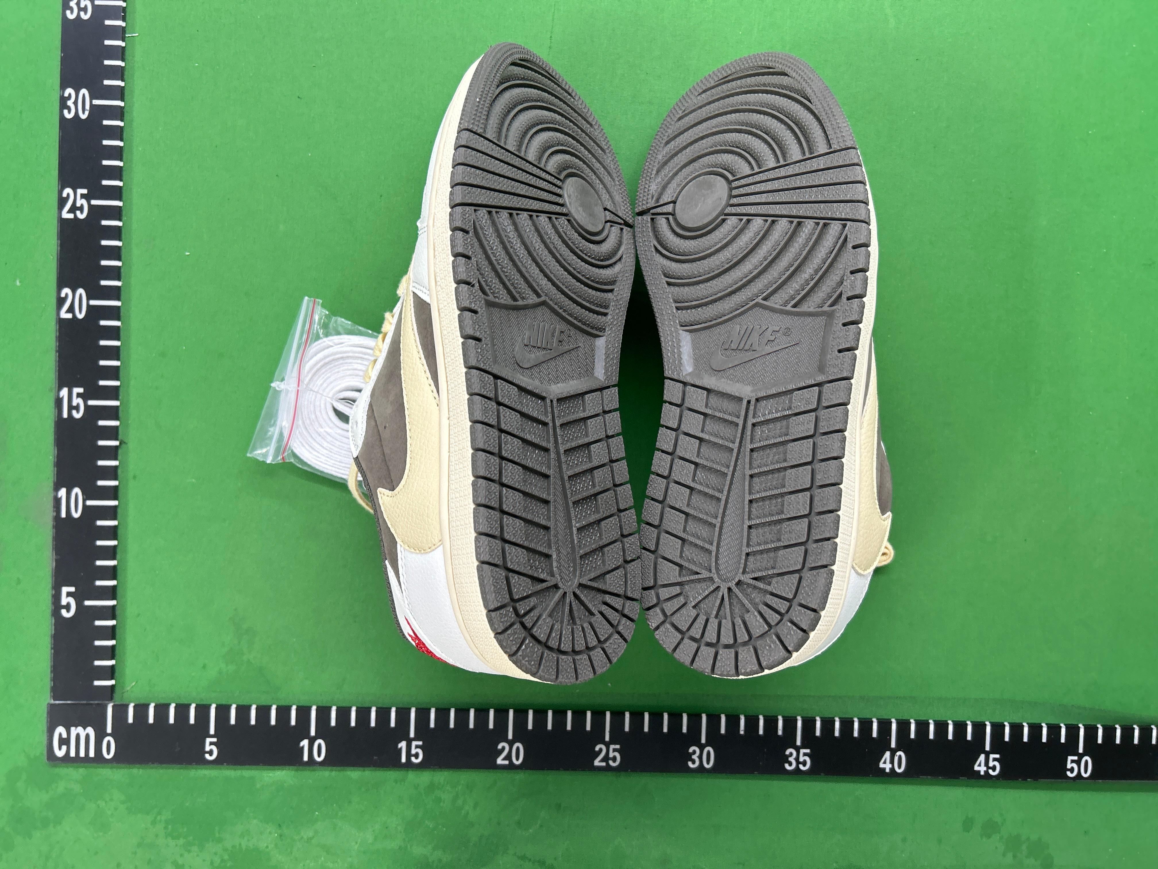 Foto QC 8 de Jordan 1 Retro Low OG SP Travis Scott Black Phantom DM7866-001