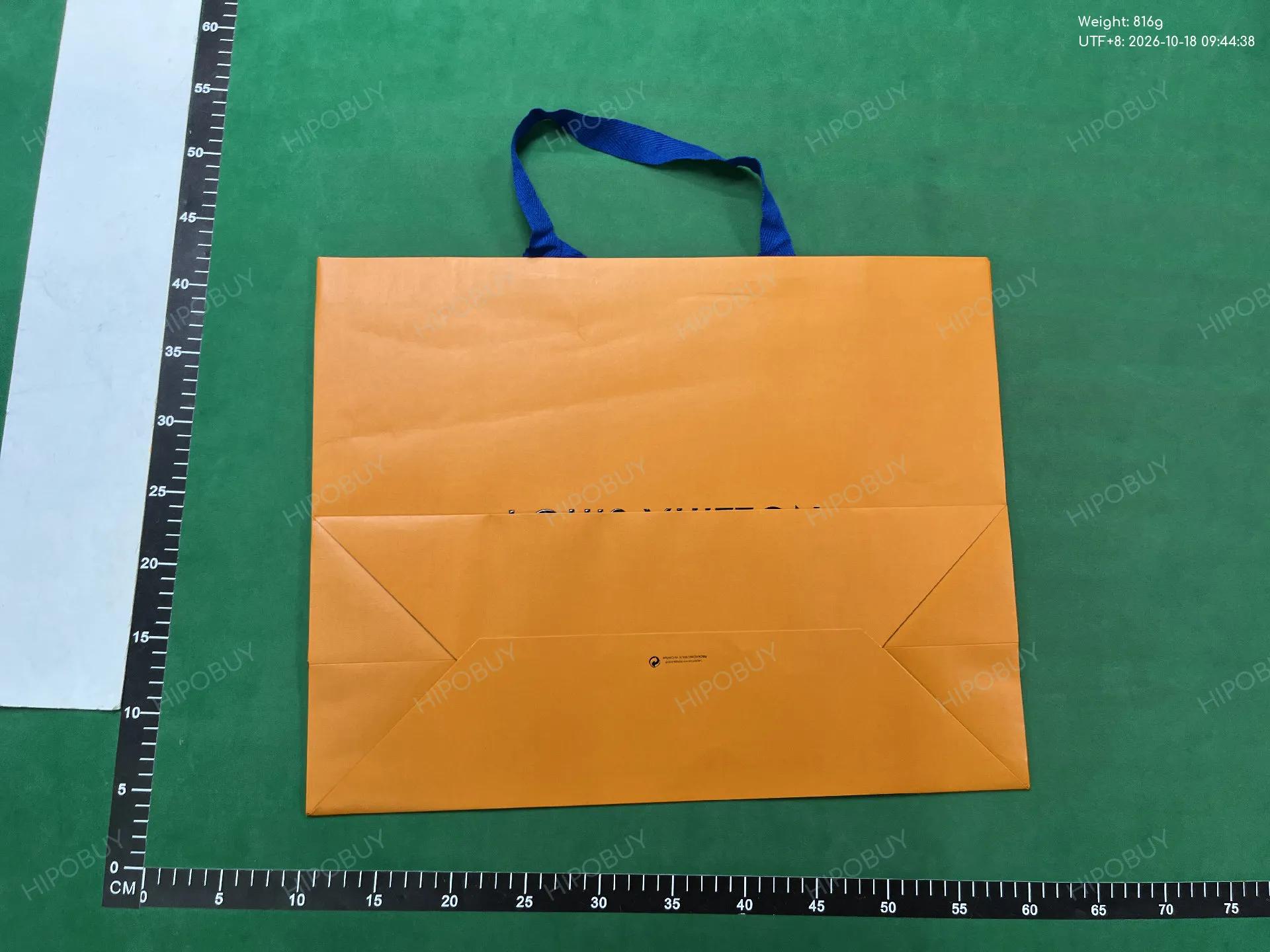 Foto QC 2 de Louis Vuitton Paper Shopping Bag Orange