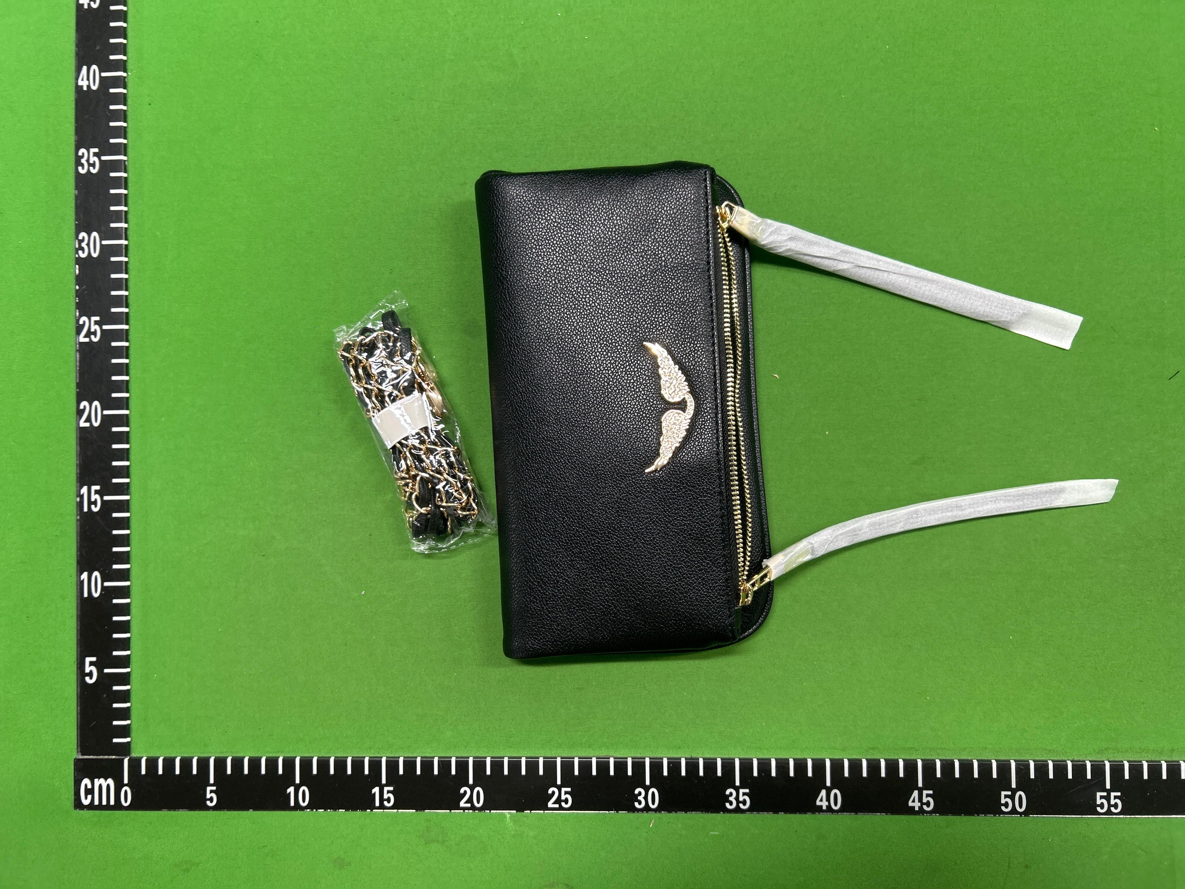 Foto QC 1 de Other Envelope Crossbody Bag White PU