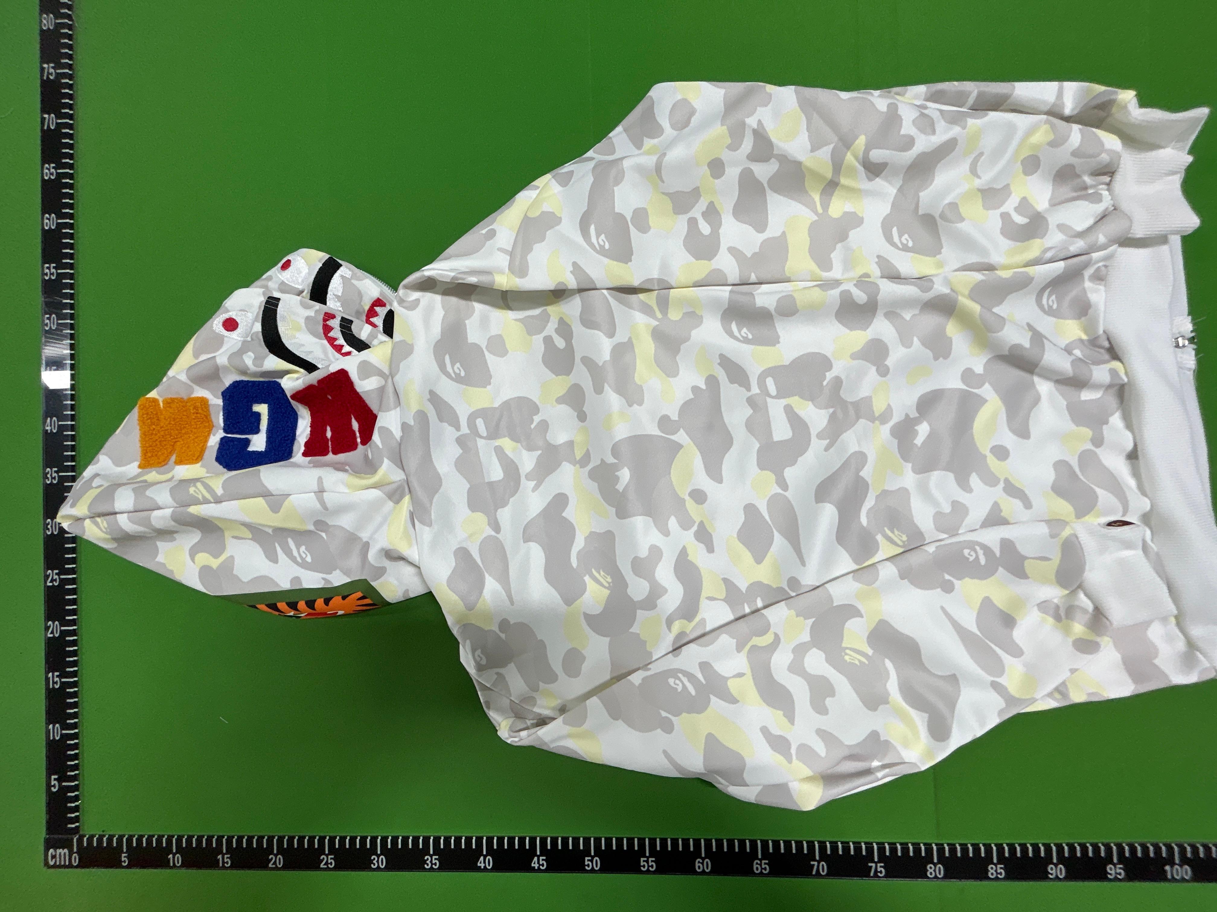 Foto QC 4 de Bape ABC Camo Zip Sweater Shark Double Hood Pink